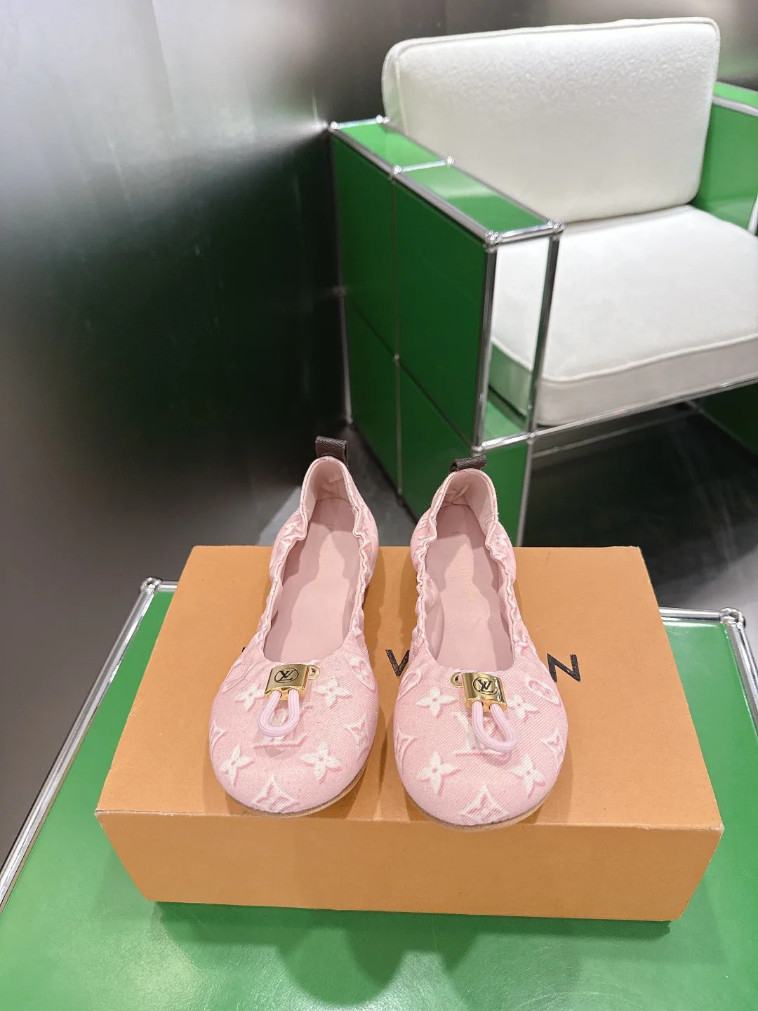 Балетки Женские Louis Vuitton 16829874