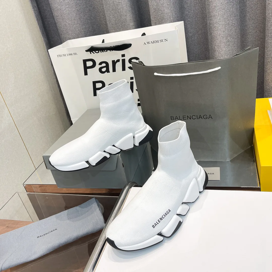 Кроссовки Женские Balenciaga 17955650