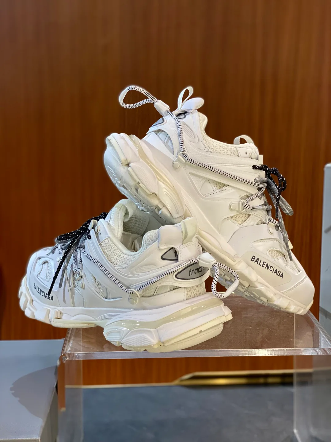 Кроссовки Женские Balenciaga 5062319