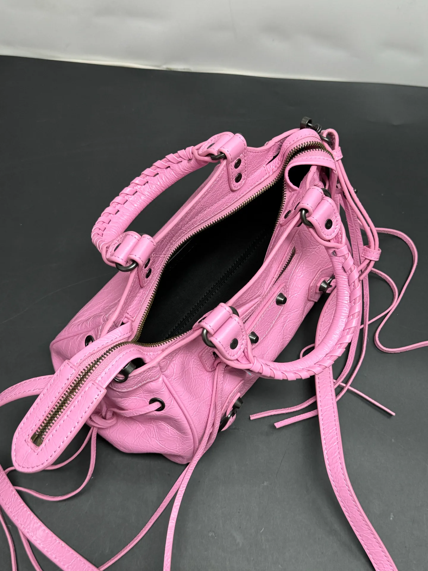 Классические Сумки Женские Balenciaga 17795383