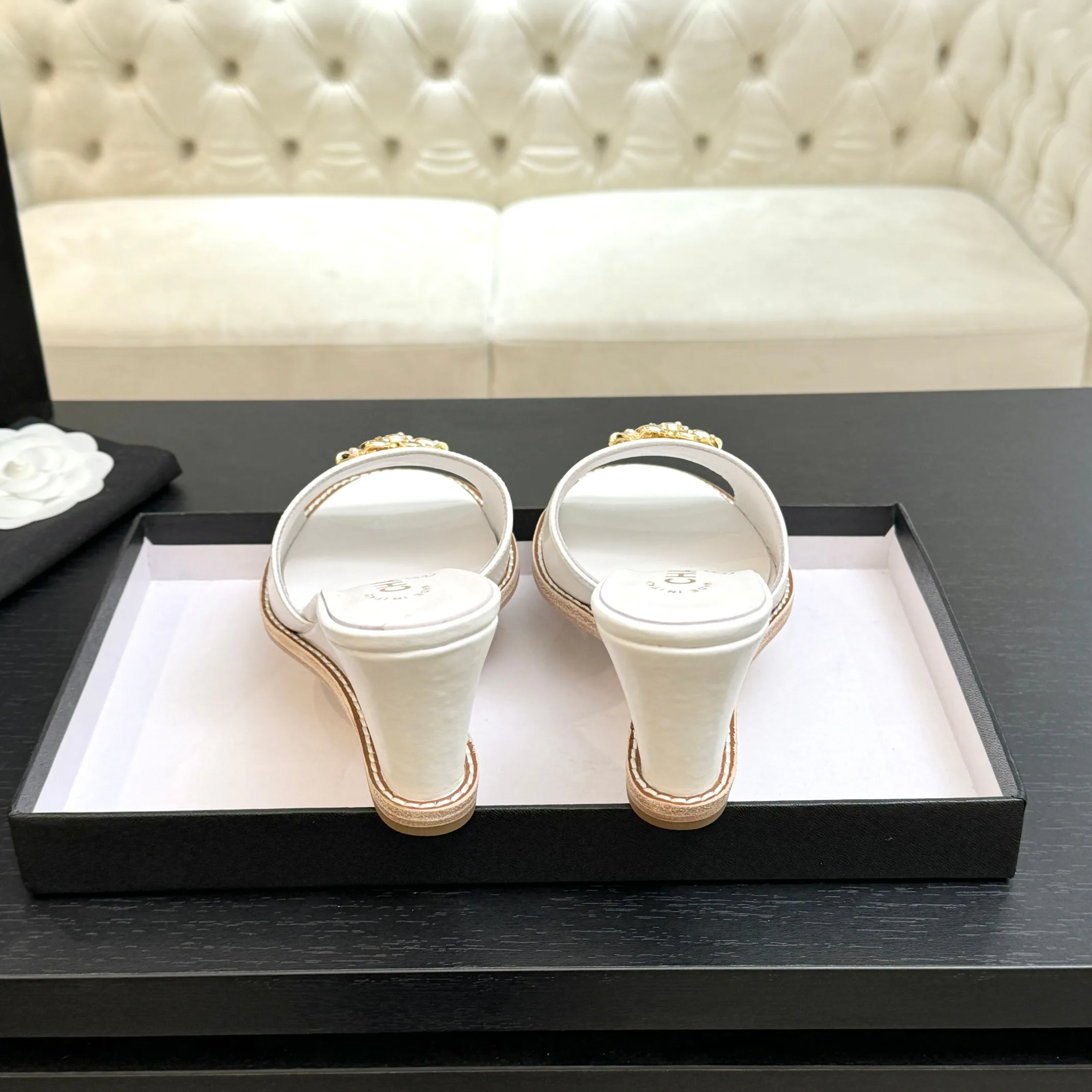 Босоножки Женские Chanel 10235894