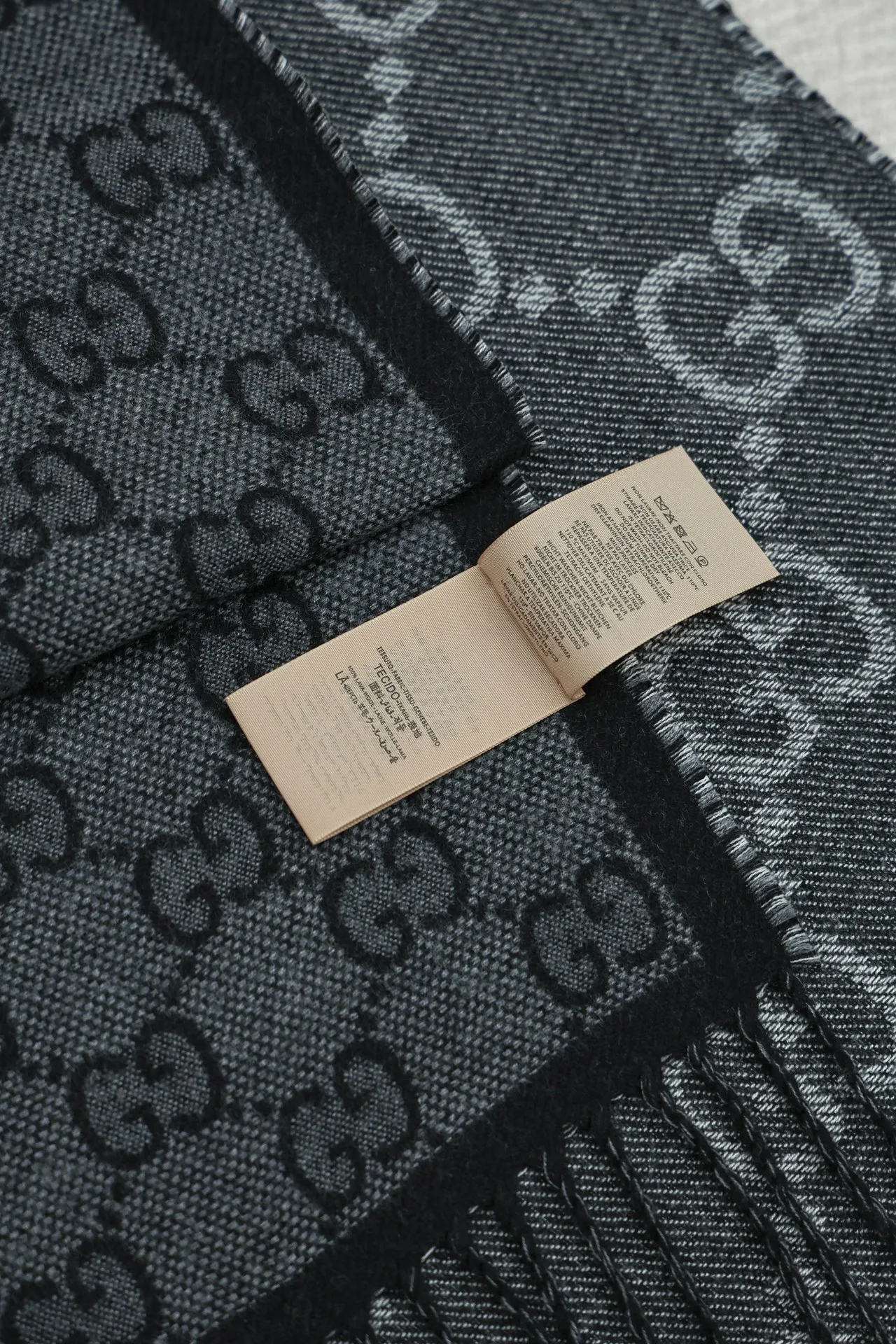 Шарфы Gucci 1674468
