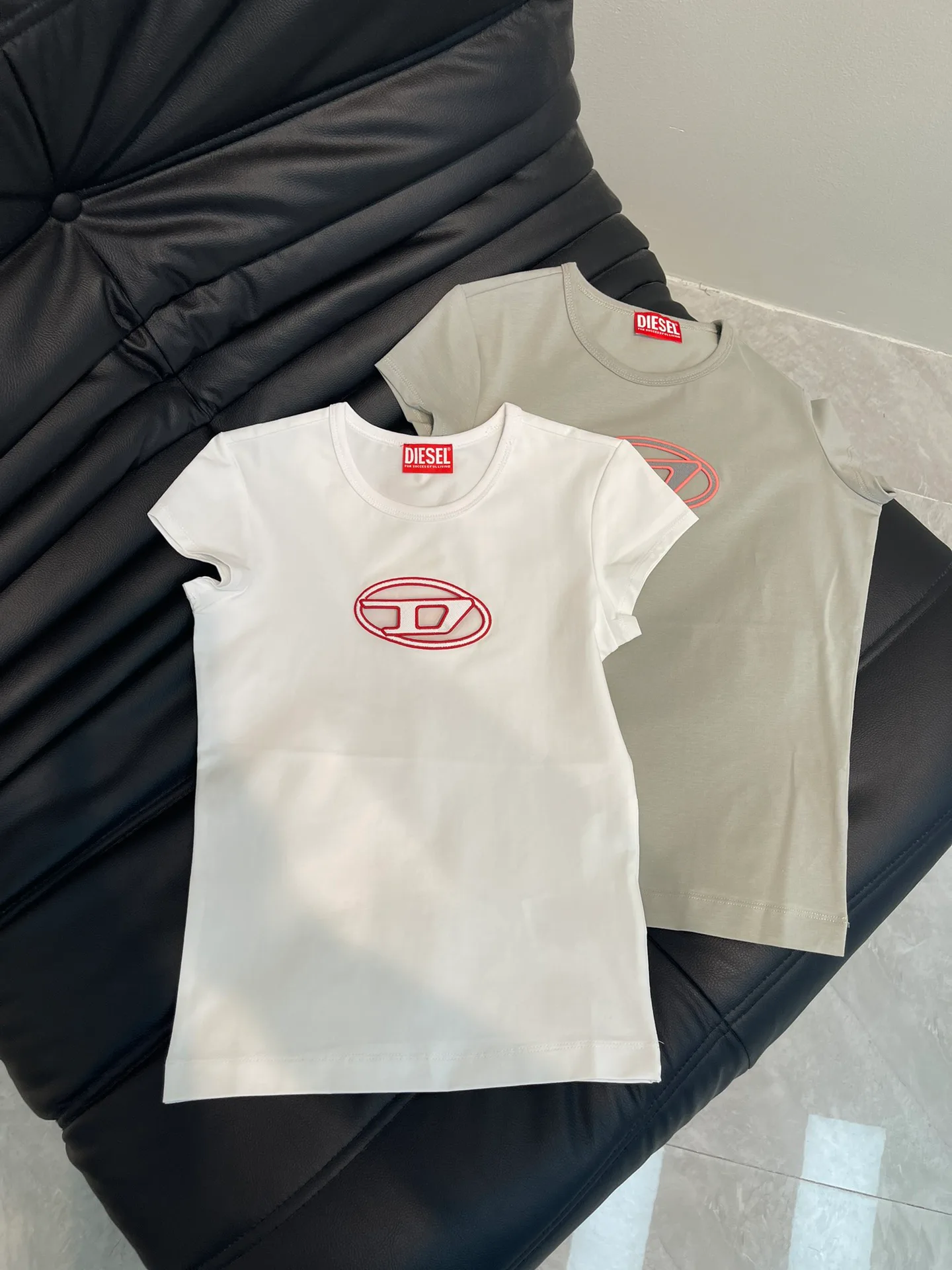 Футболки Женские Diesel 23117