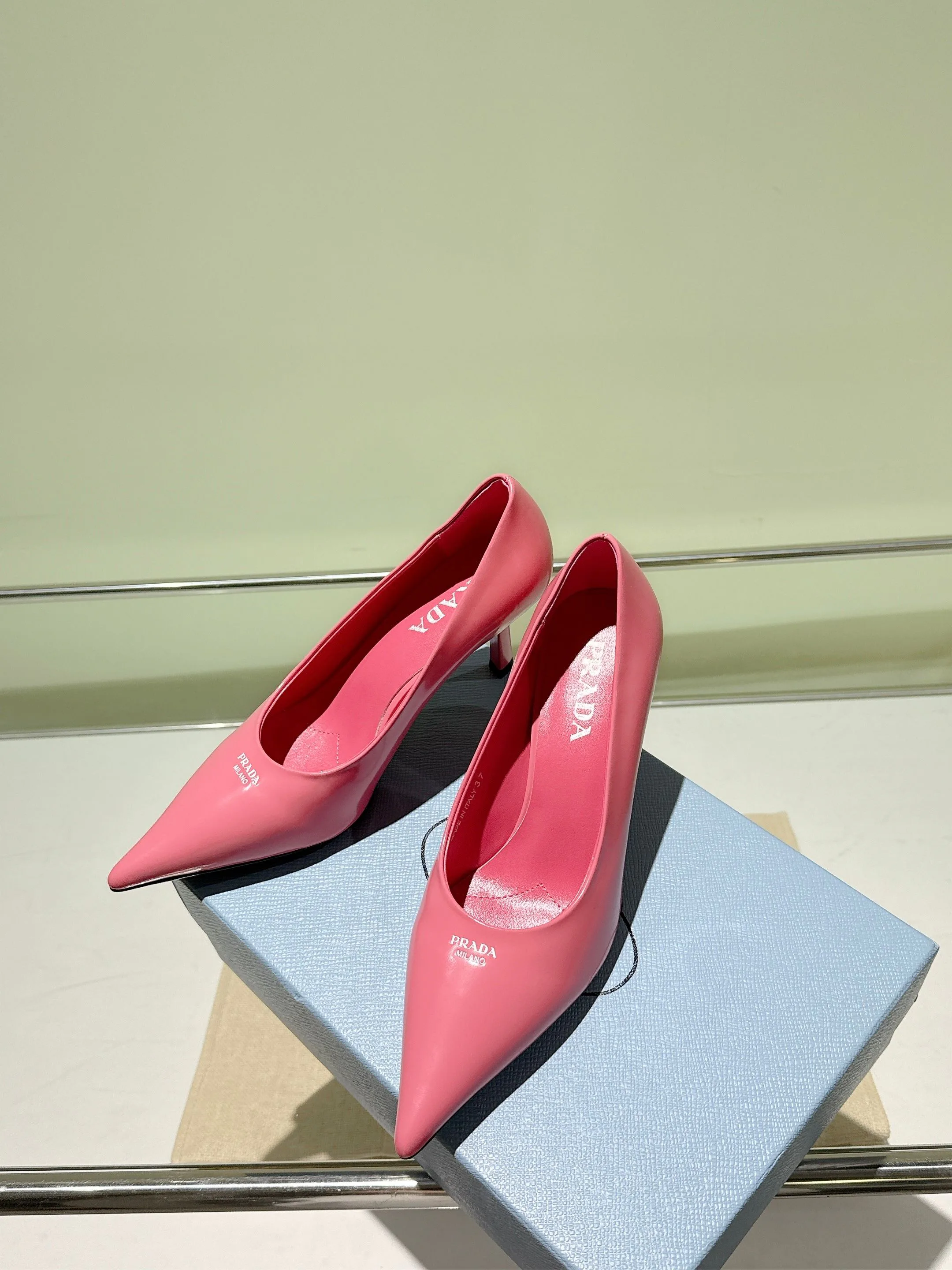 Туфли Женские Prada 18083949