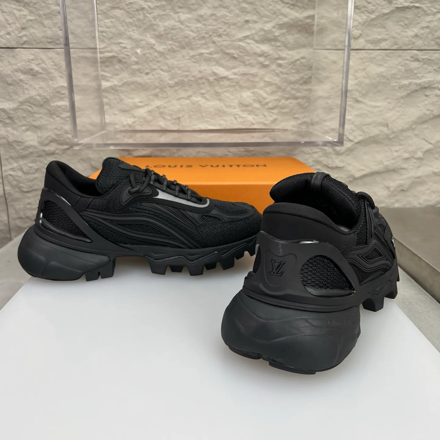Кроссовки Мужские Louis Vuitton 4489115
