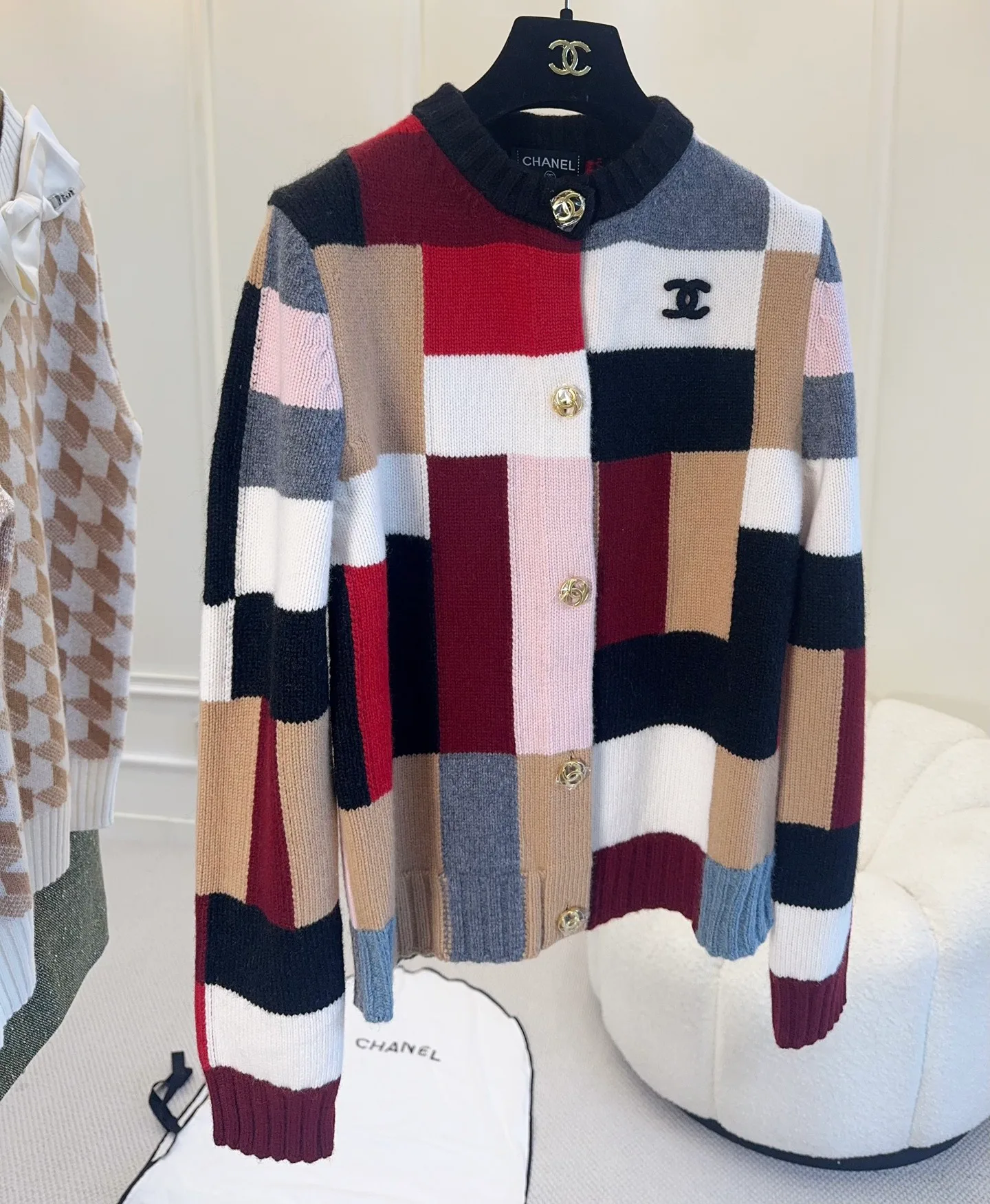 Джемперы И Свитеры Женские Chanel 18238036