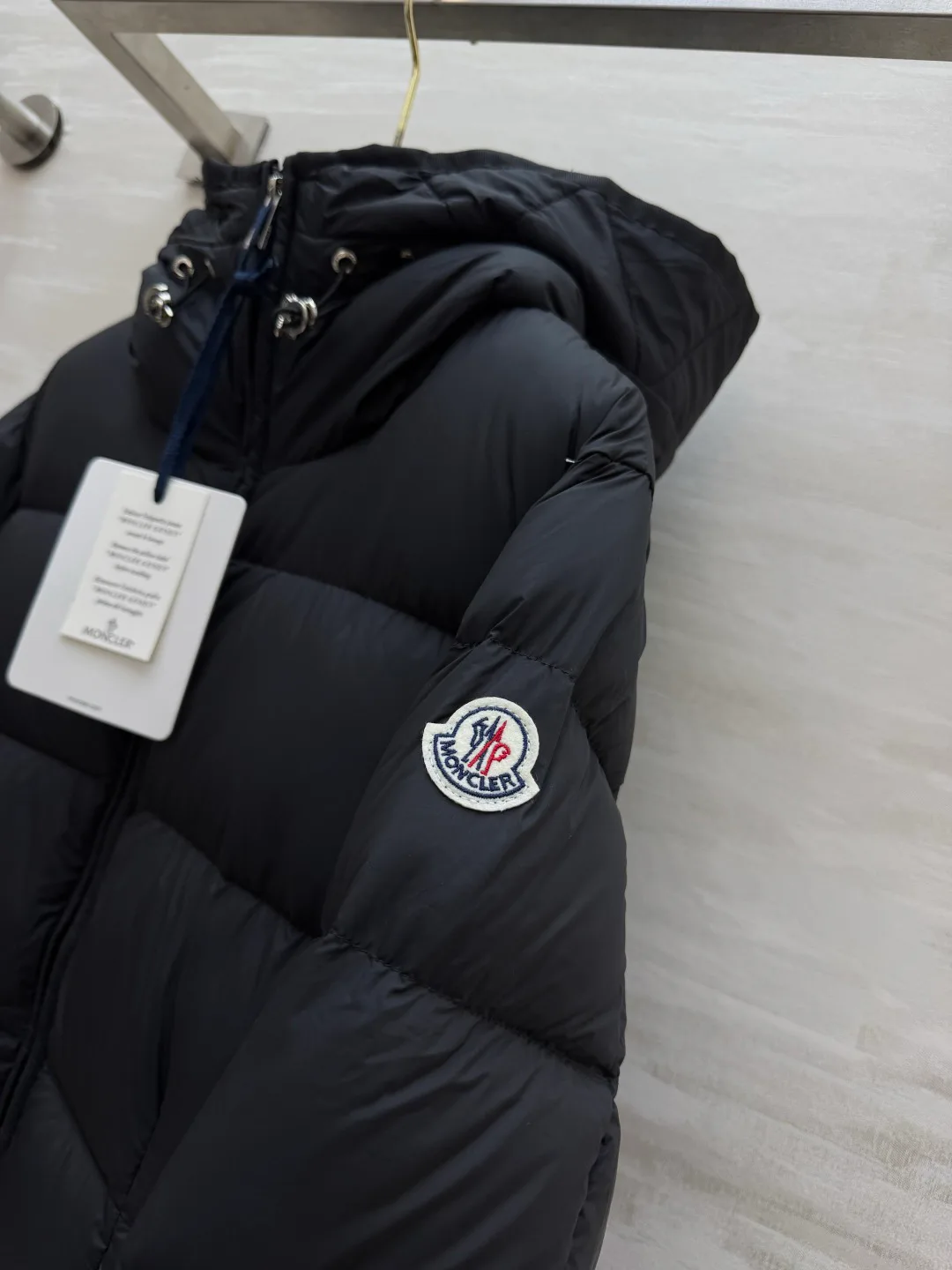 Куртки И Пуховики Женские Moncler 19018537