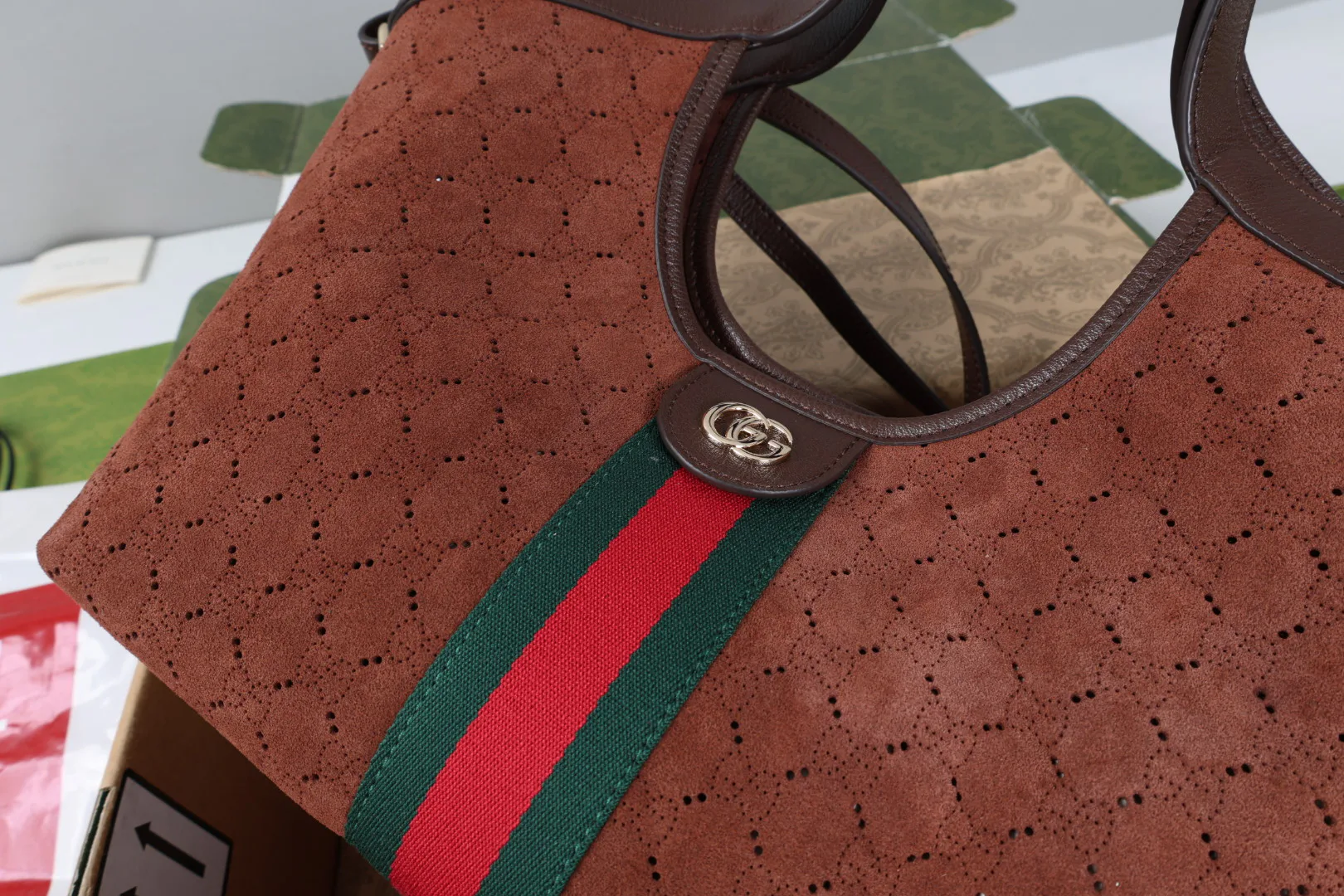 Классические Сумки Женские Gucci 18004289