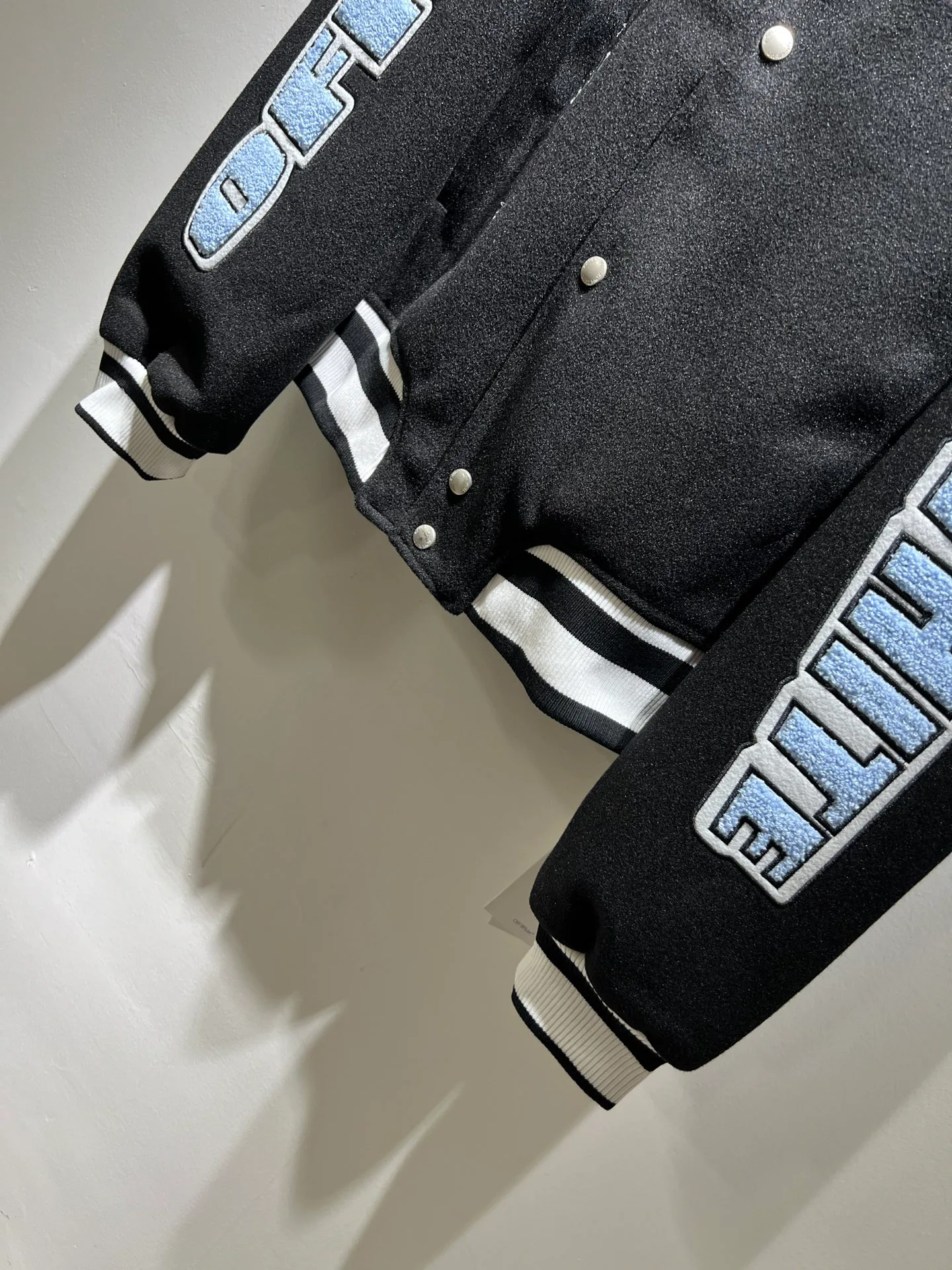 Куртки И Пуховики Мужские Off-White 342800