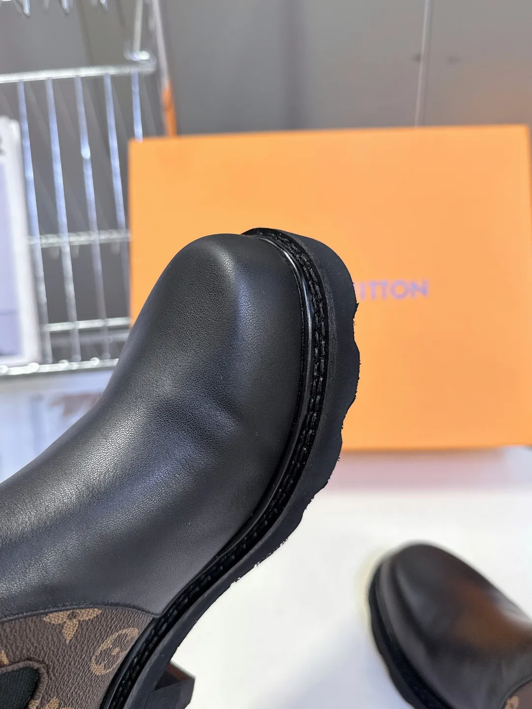 Ботинки Женские Louis Vuitton 114970