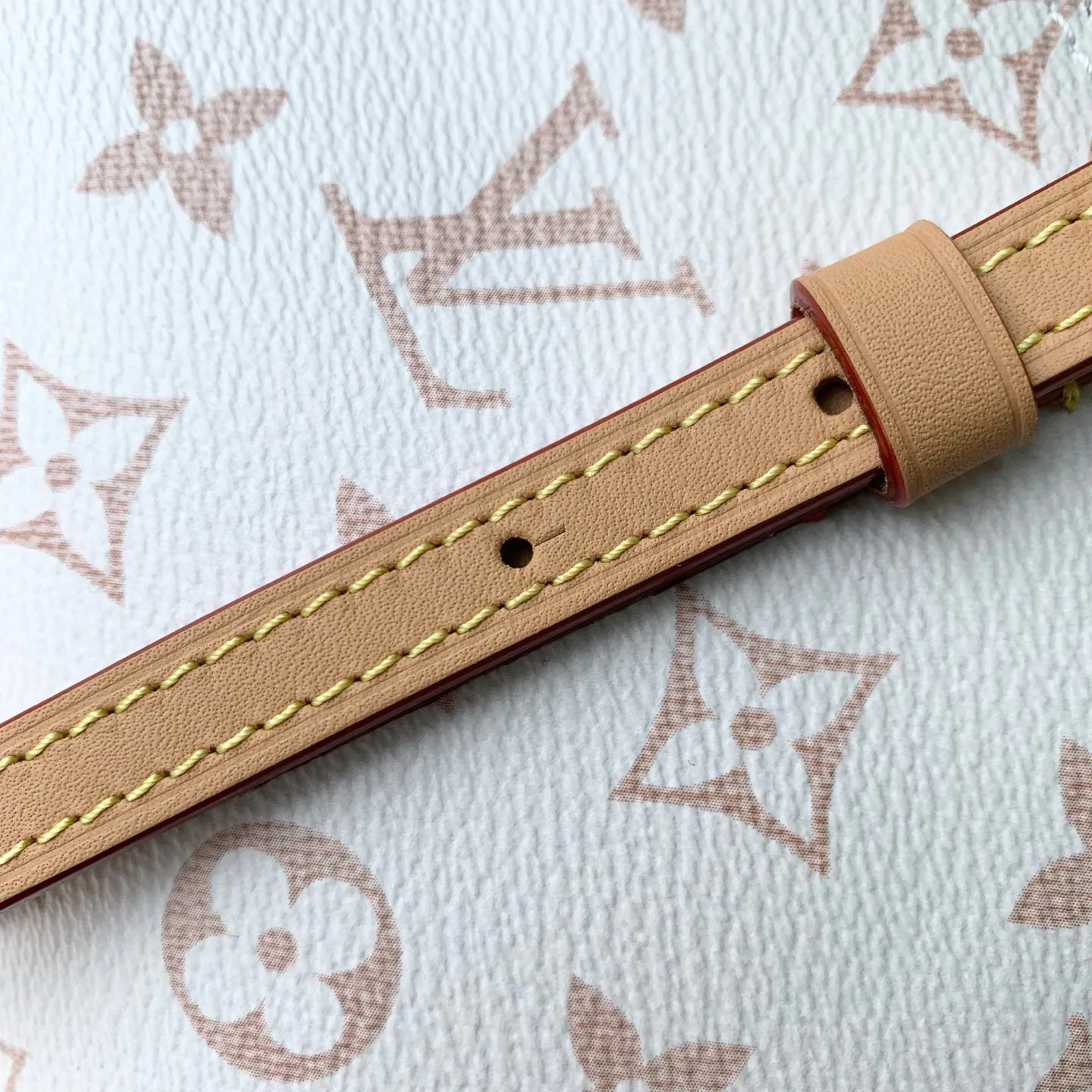 Сумки На Ремне Женские Louis Vuitton 18147521