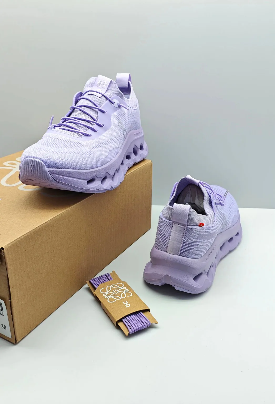 Кроссовки Женские Loewe 13193974