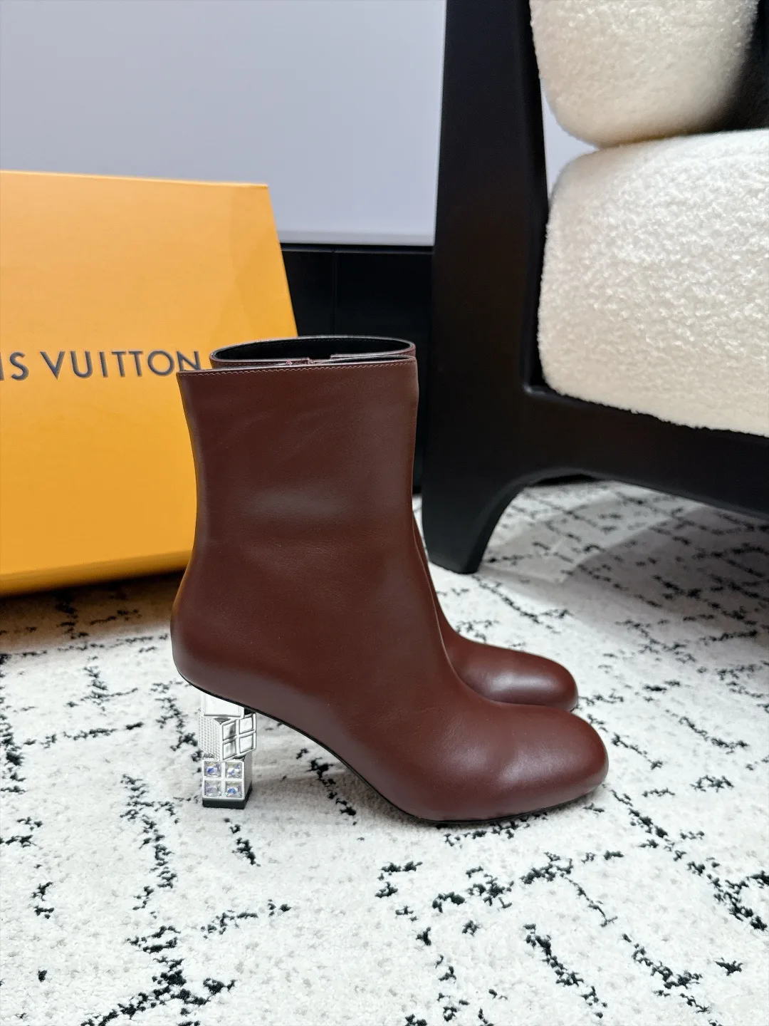 Ботильоны Женские Louis Vuitton 18454419