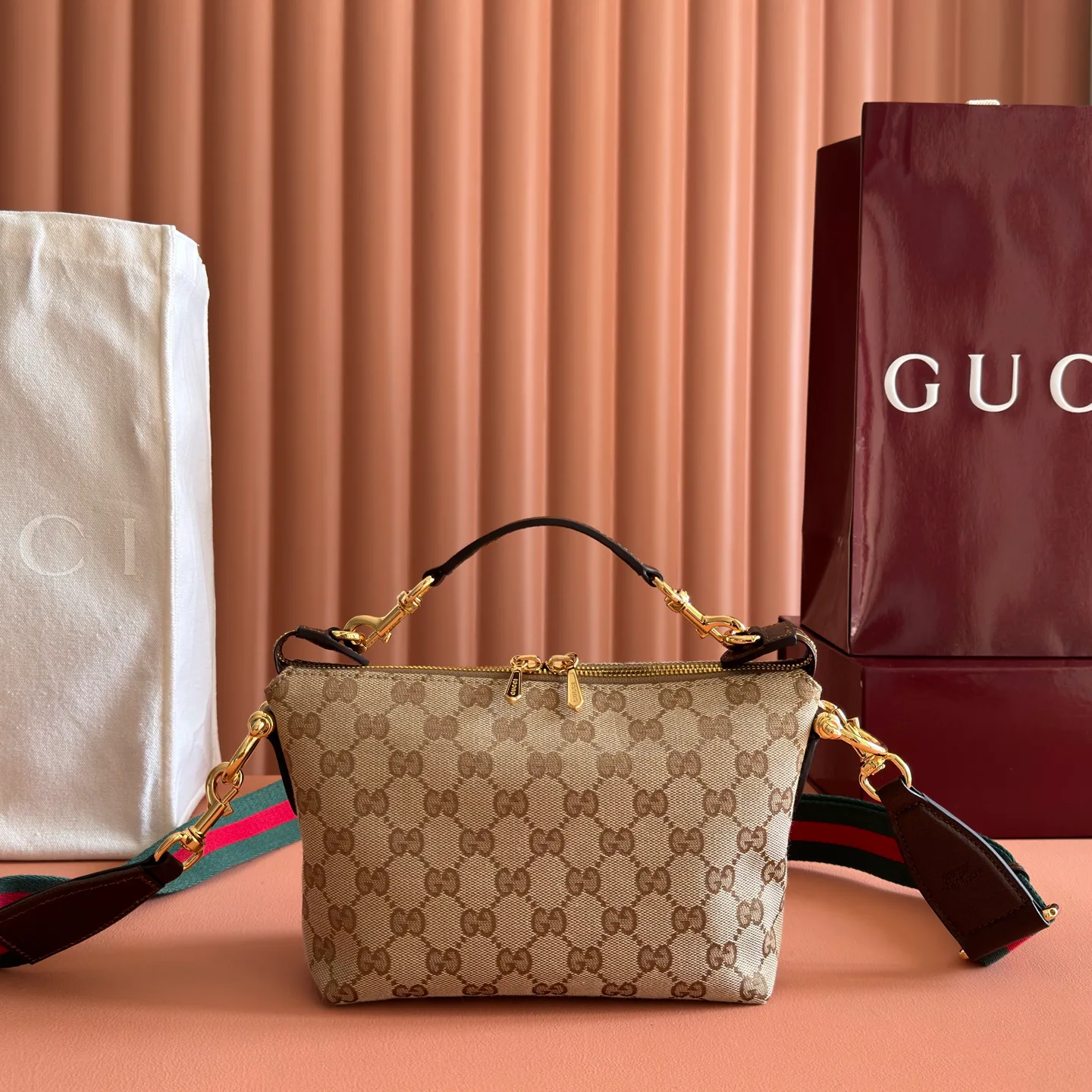 Классические Сумки Женские Gucci 12859973