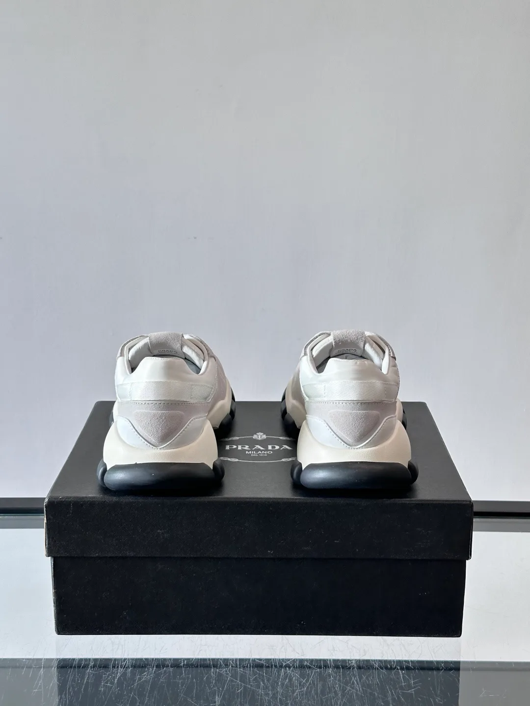 Кроссовки Мужские Prada 17498050