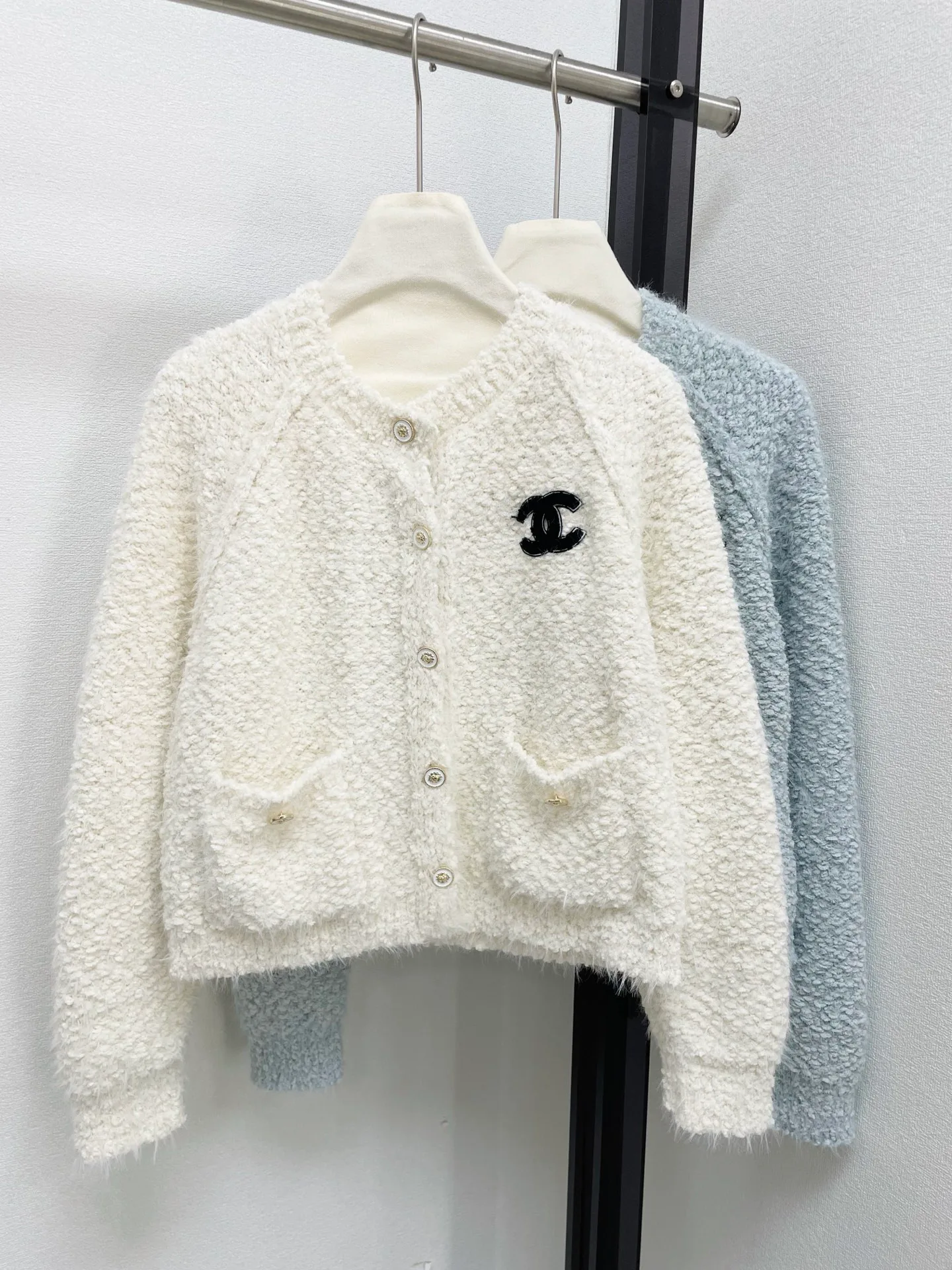 Куртки И Пуховики Женские Chanel 474829