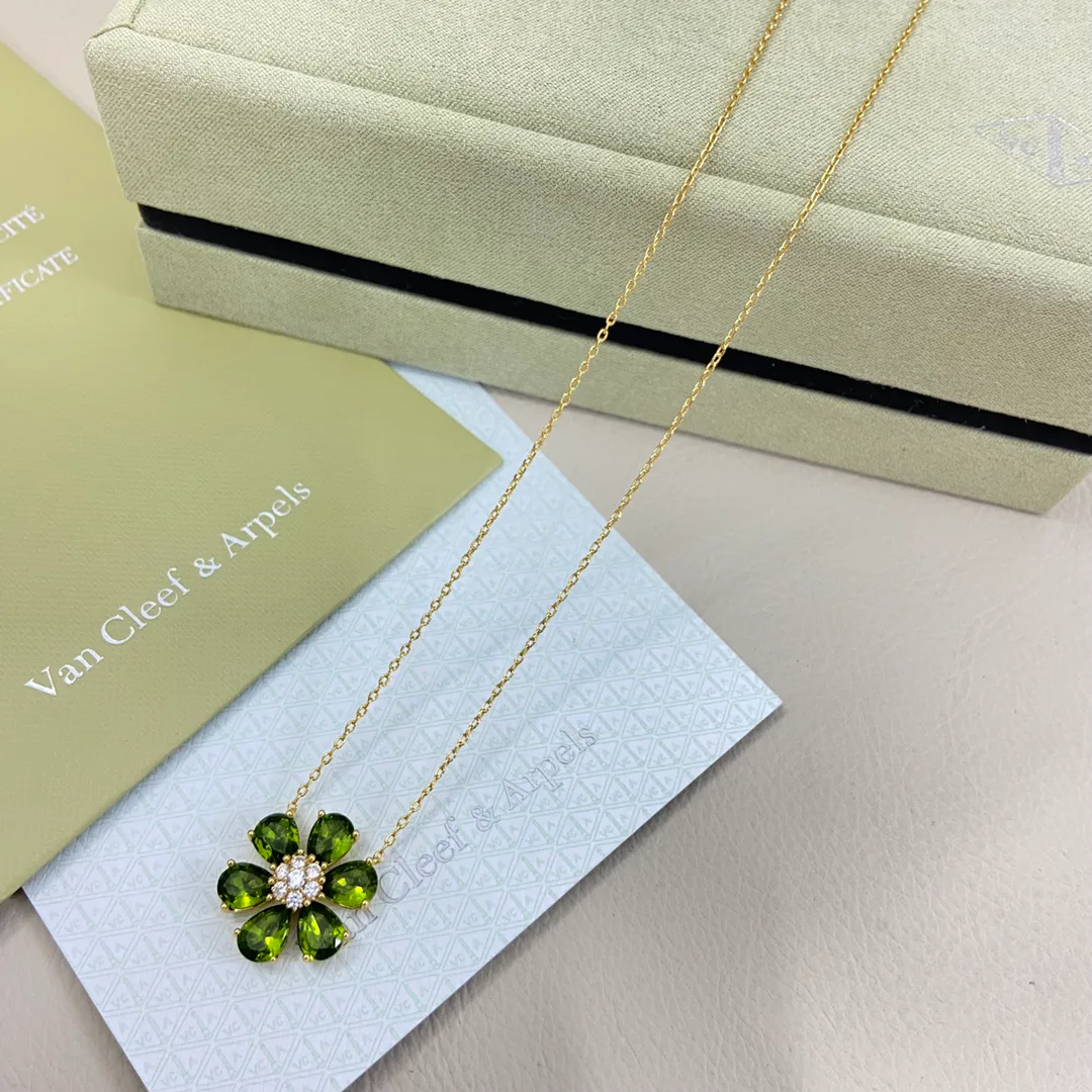 Бижутерия Van Cleef & Arpels 11704556