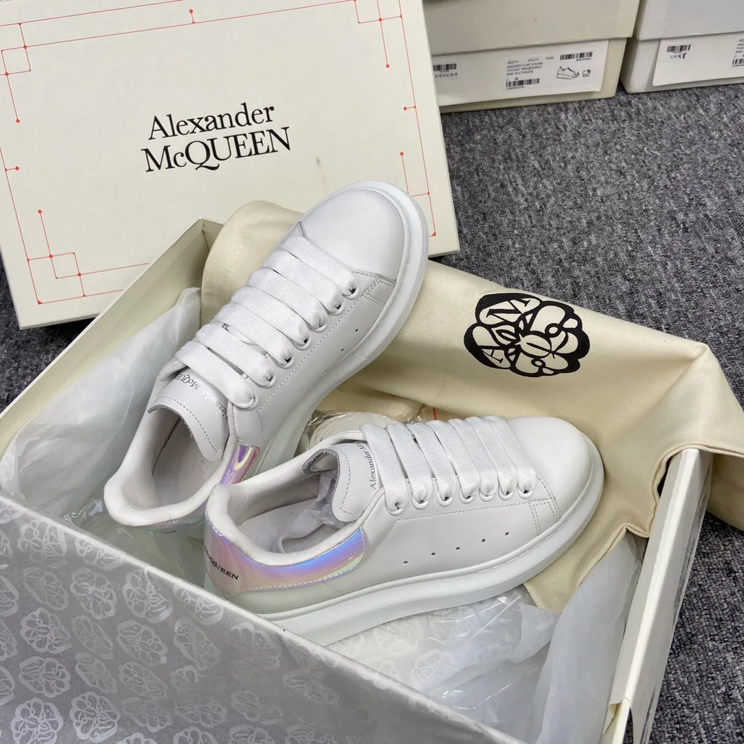Кроссовки Женские Alexander Mcqueen 17963432