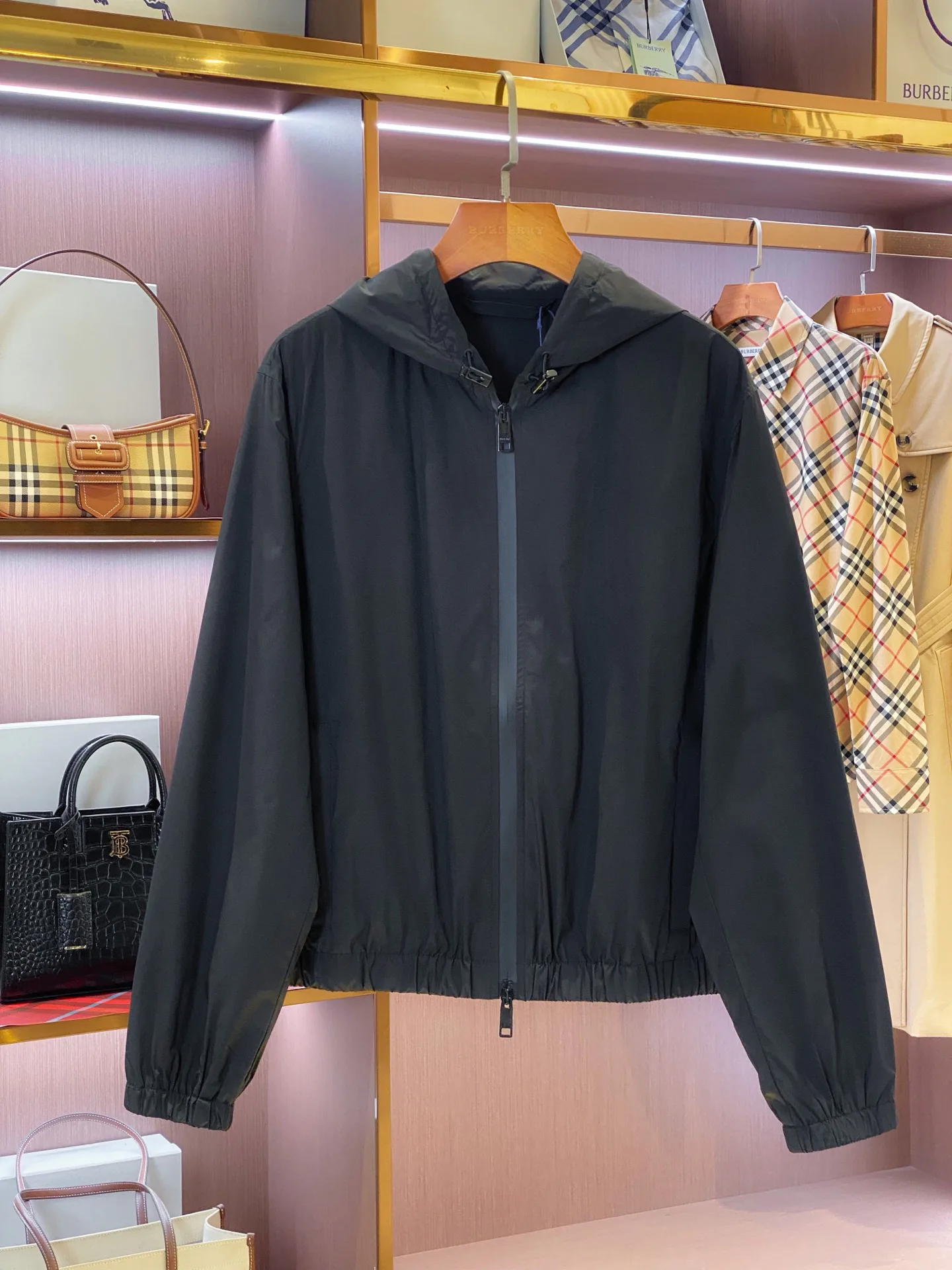 Куртки И Пуховики Женские Burberry 18206396