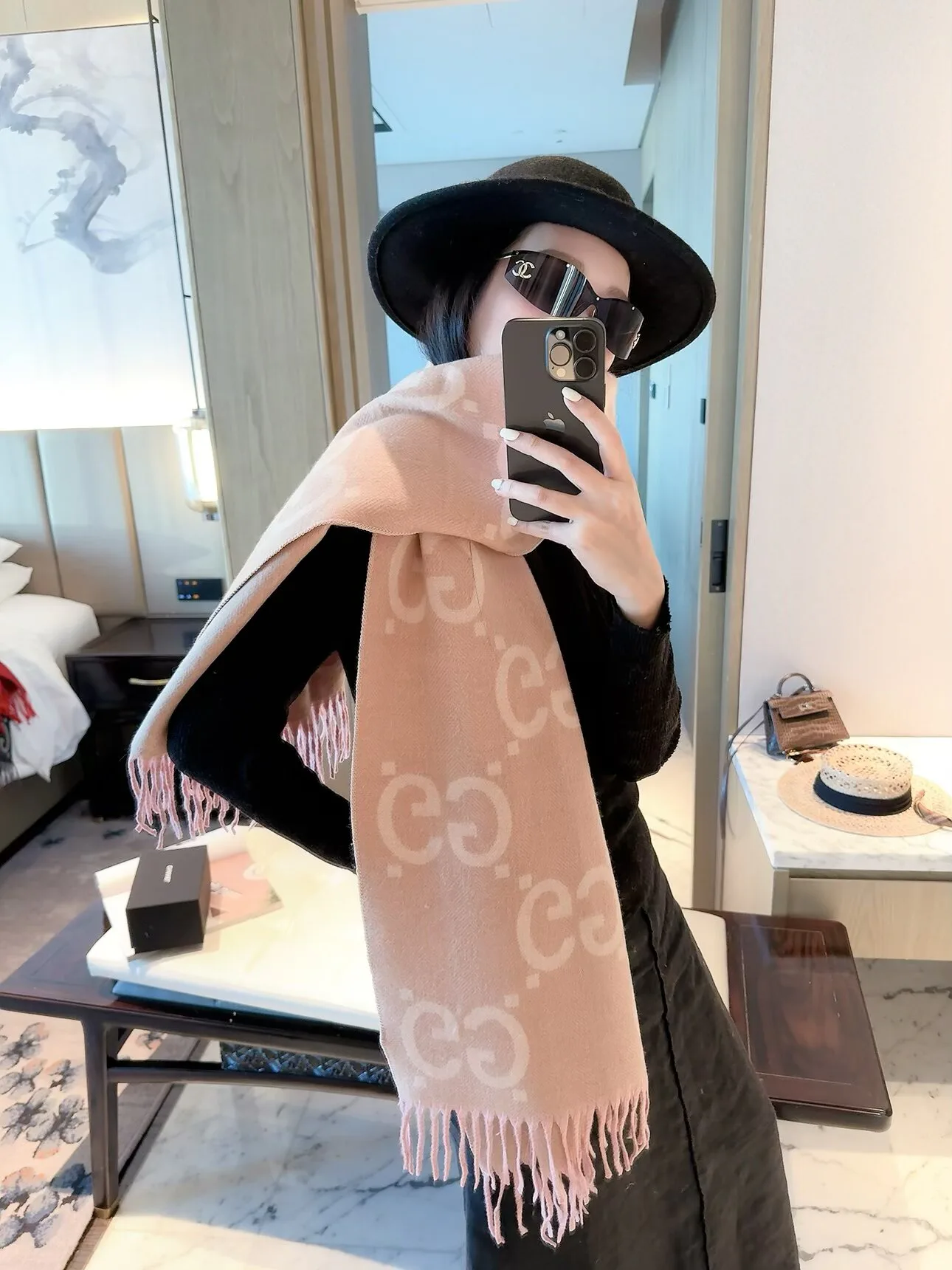 Шарфы Gucci 18222754