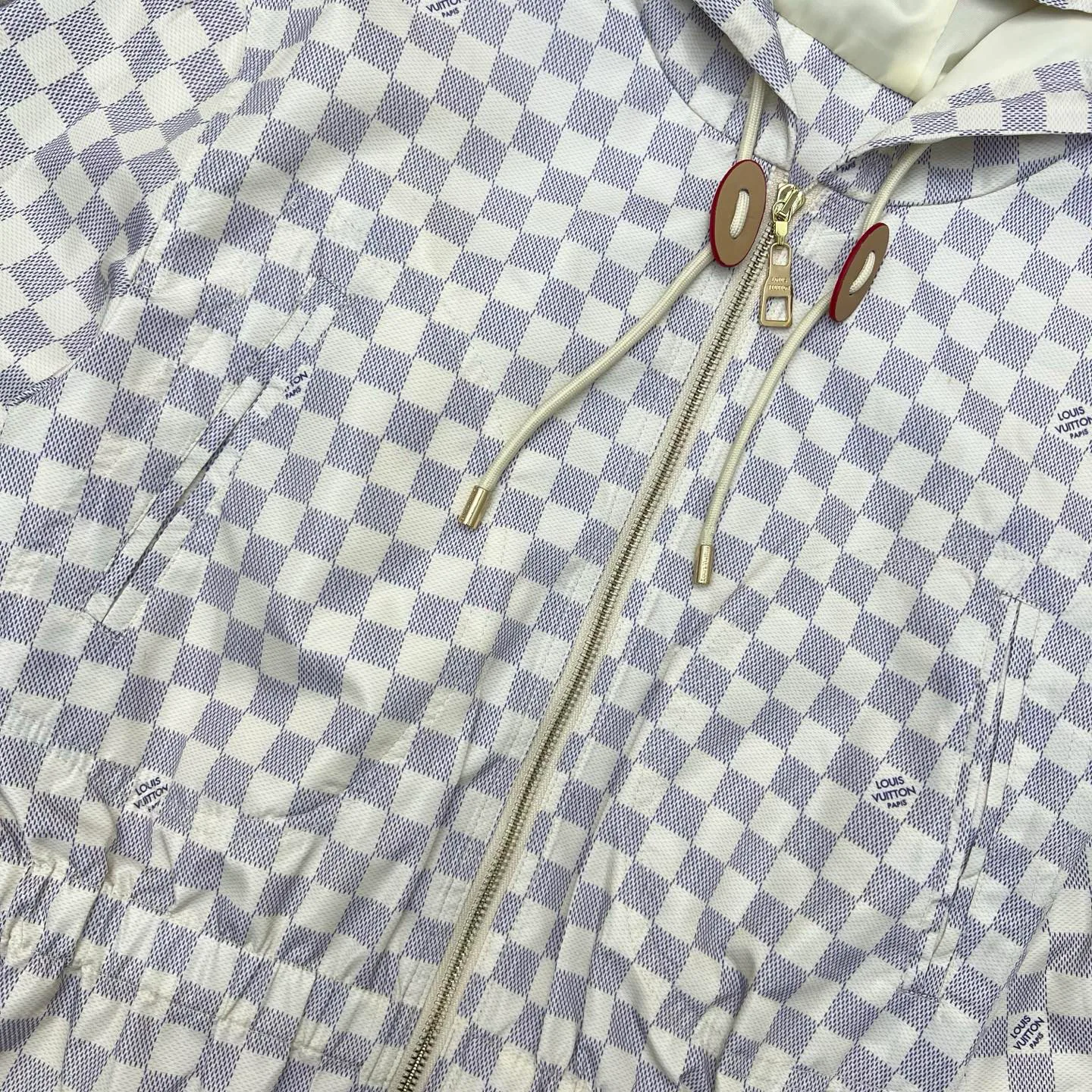 Куртки И Пуховики Женские Louis Vuitton 12592773