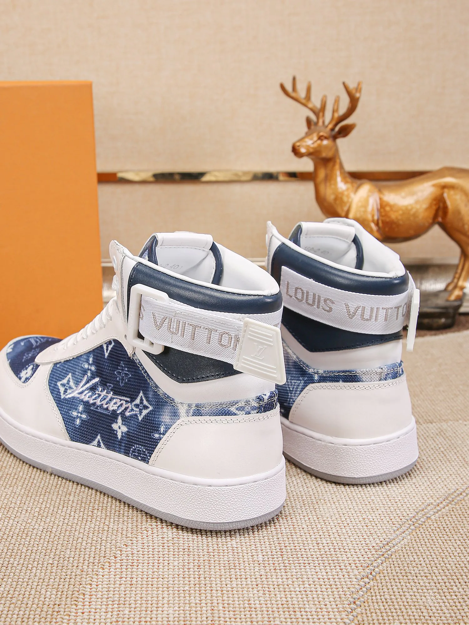 Ботинки Мужские Louis Vuitton 438058