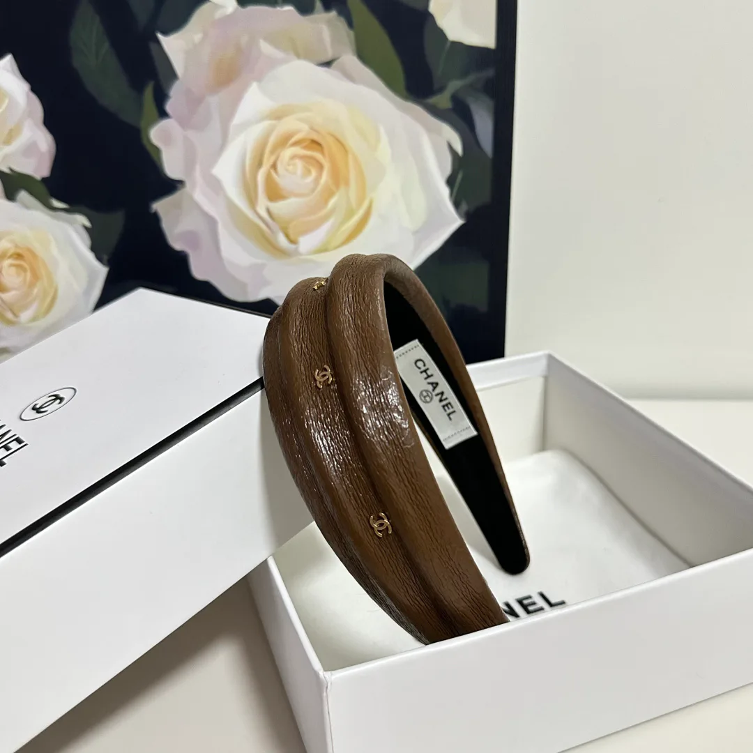 Головные Уборы Chanel 11469193