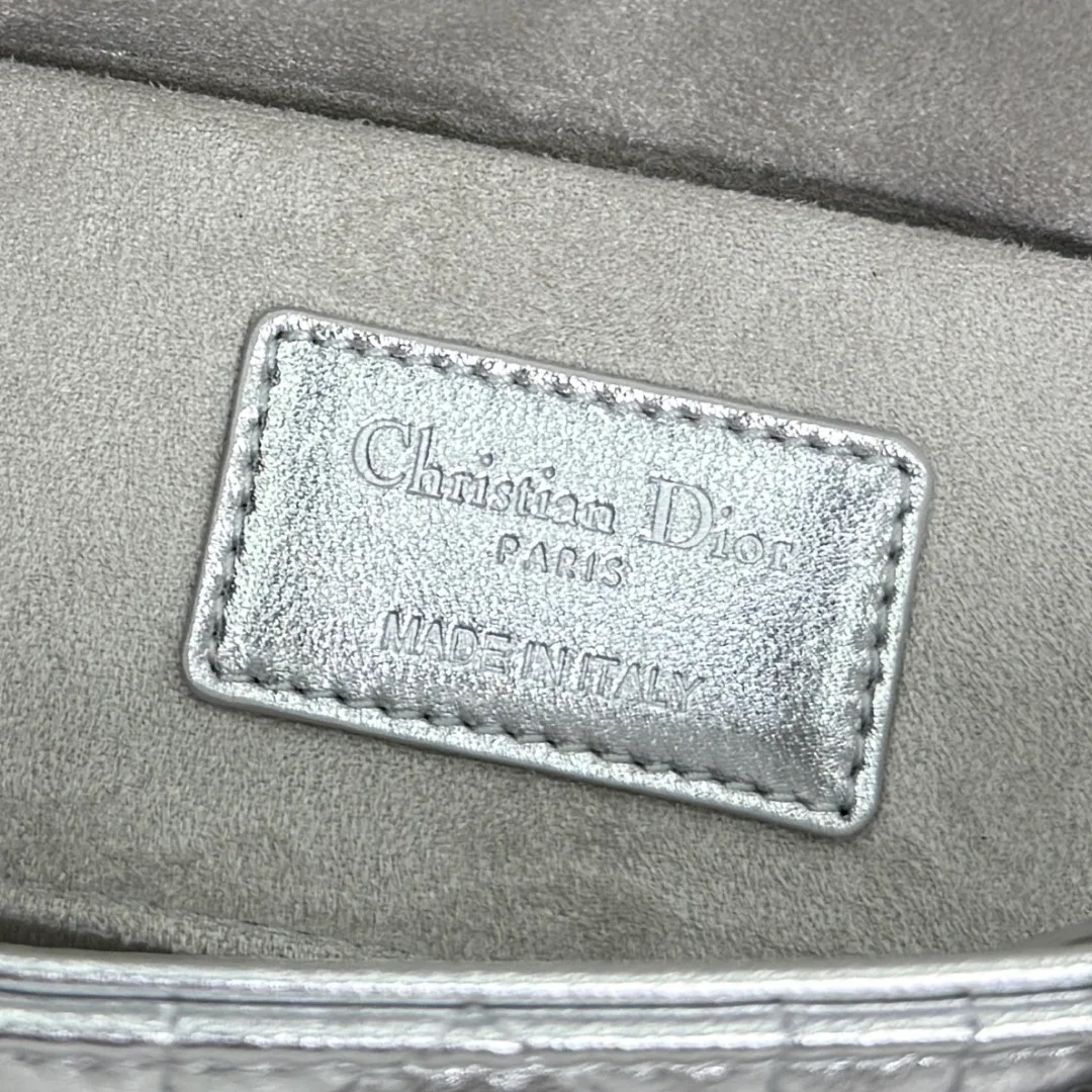 Классические Сумки Женские Christian Dior 18116446