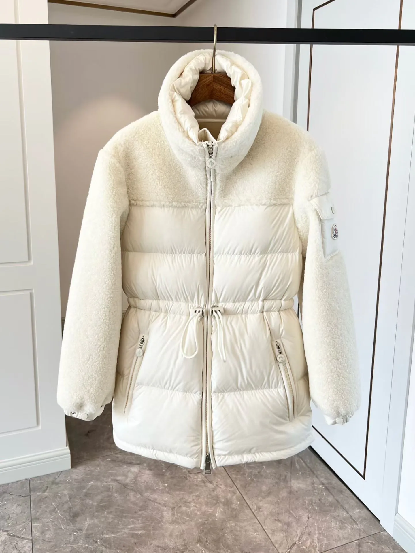 Куртки И Пуховики Женские Moncler 346657