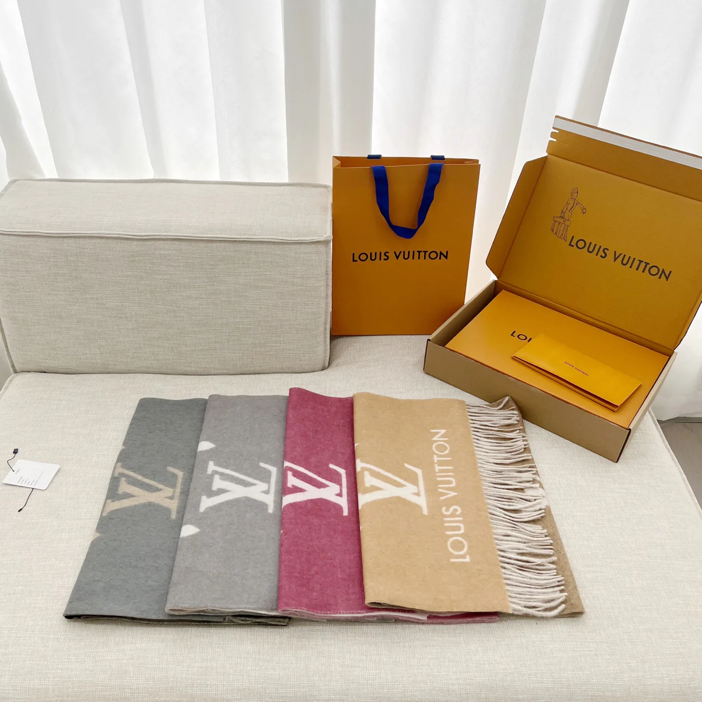 Шарфы Louis Vuitton 287840