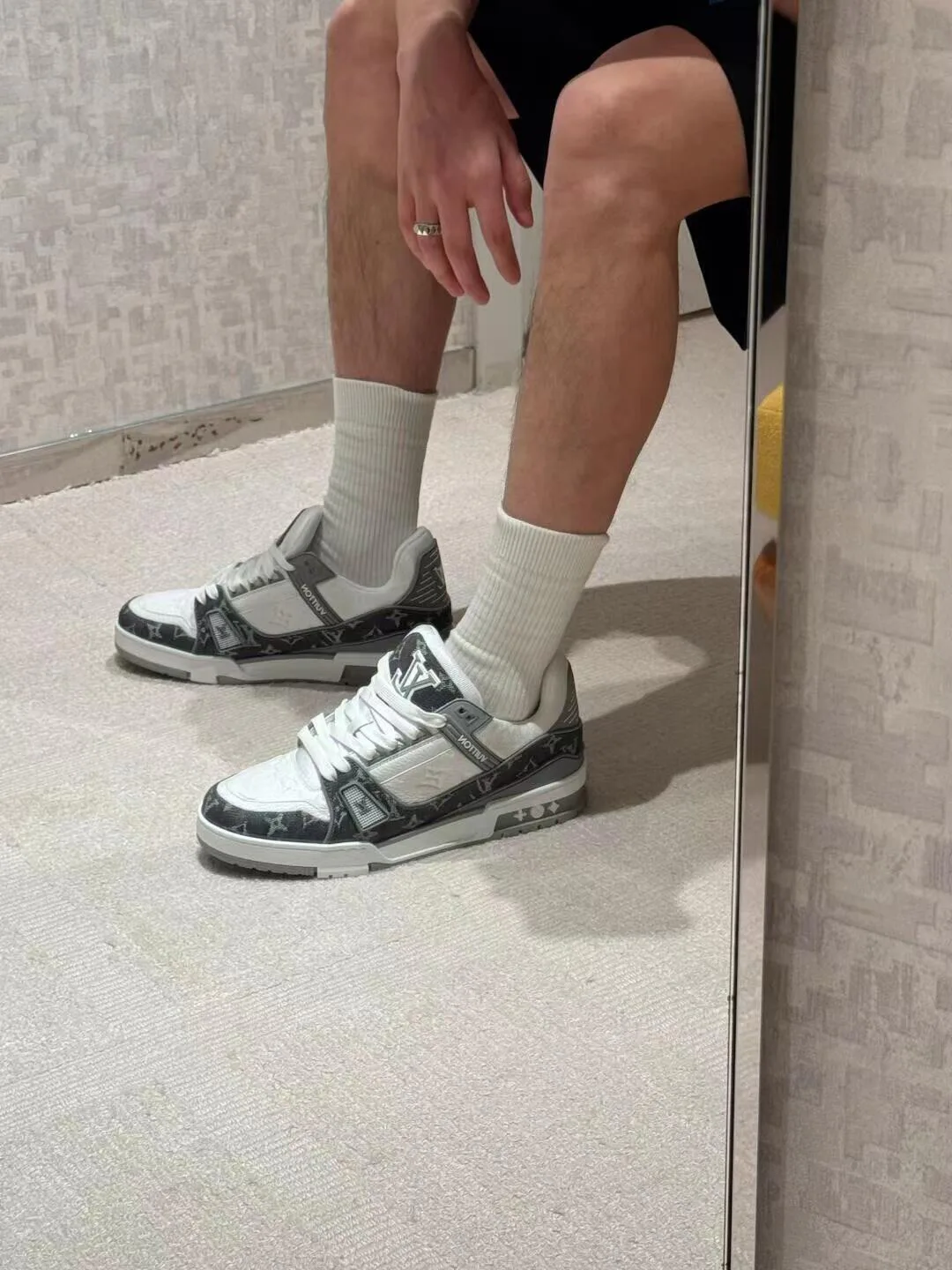 Кроссовки Мужские Louis Vuitton 6374