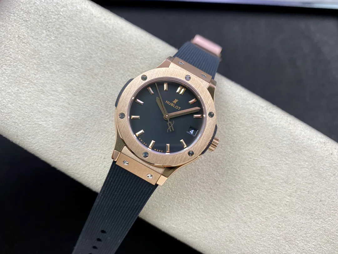 Часы Женские Hublot 17629727