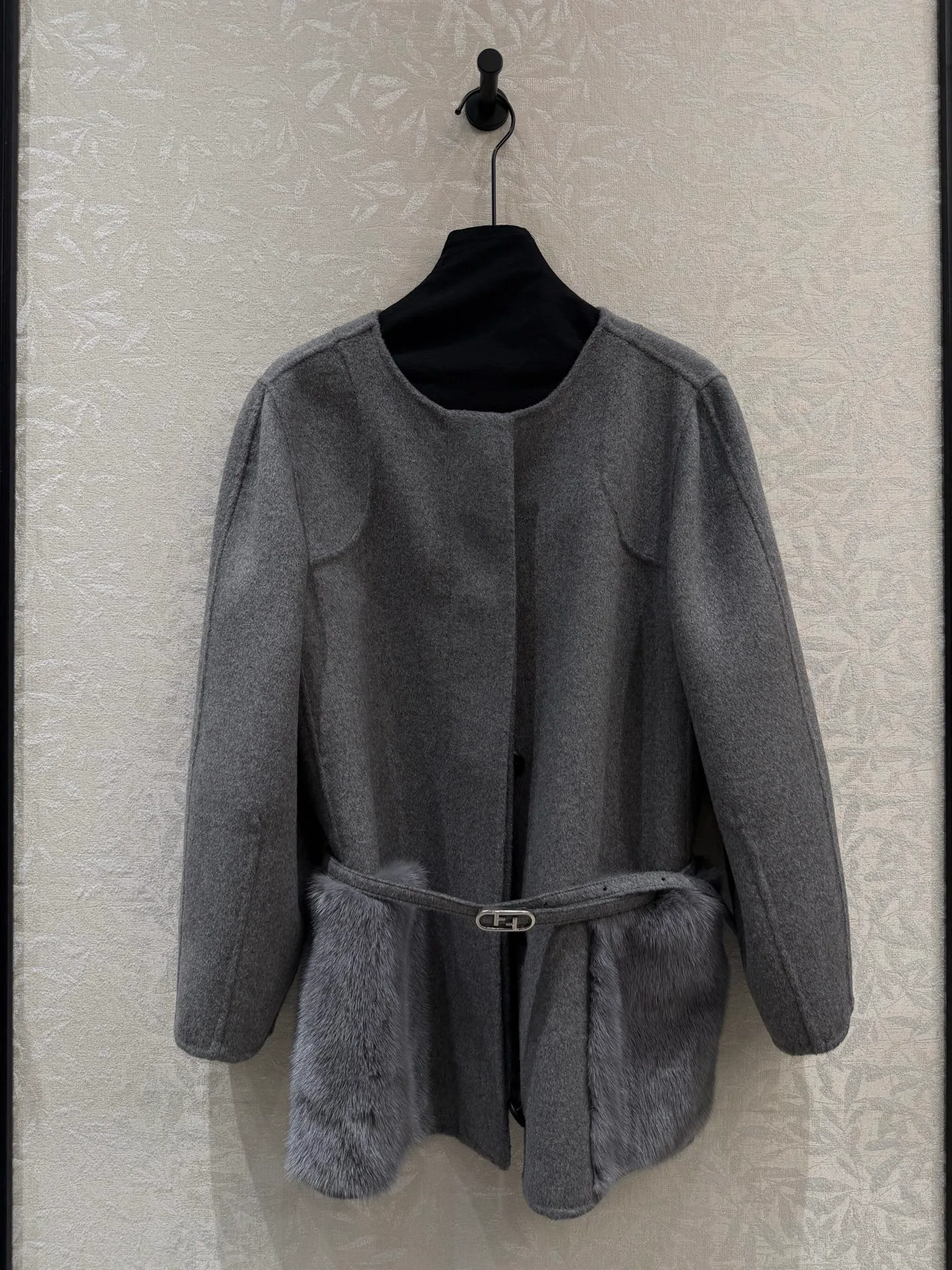 Пальто Женские Fendi 19783104
