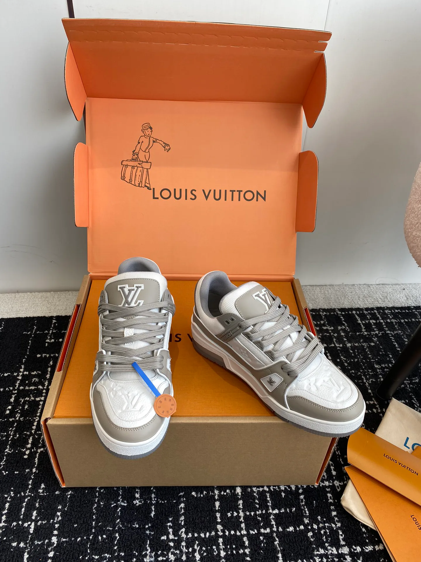 Кроссовки Женские Louis Vuitton 5790935