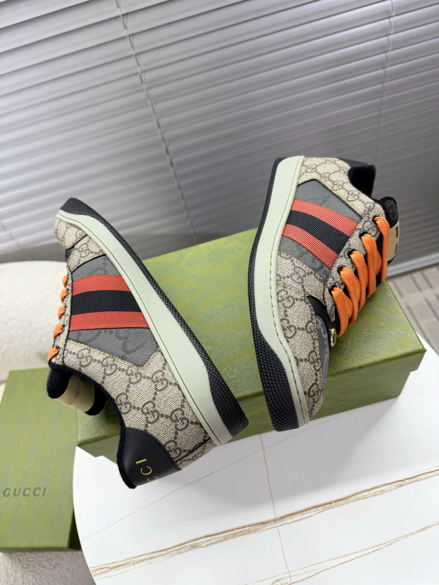 Кроссовки Женские Gucci 17451091