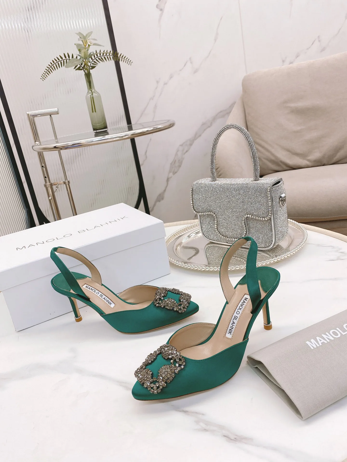Туфли Женские Manolo Blahnik 18482413