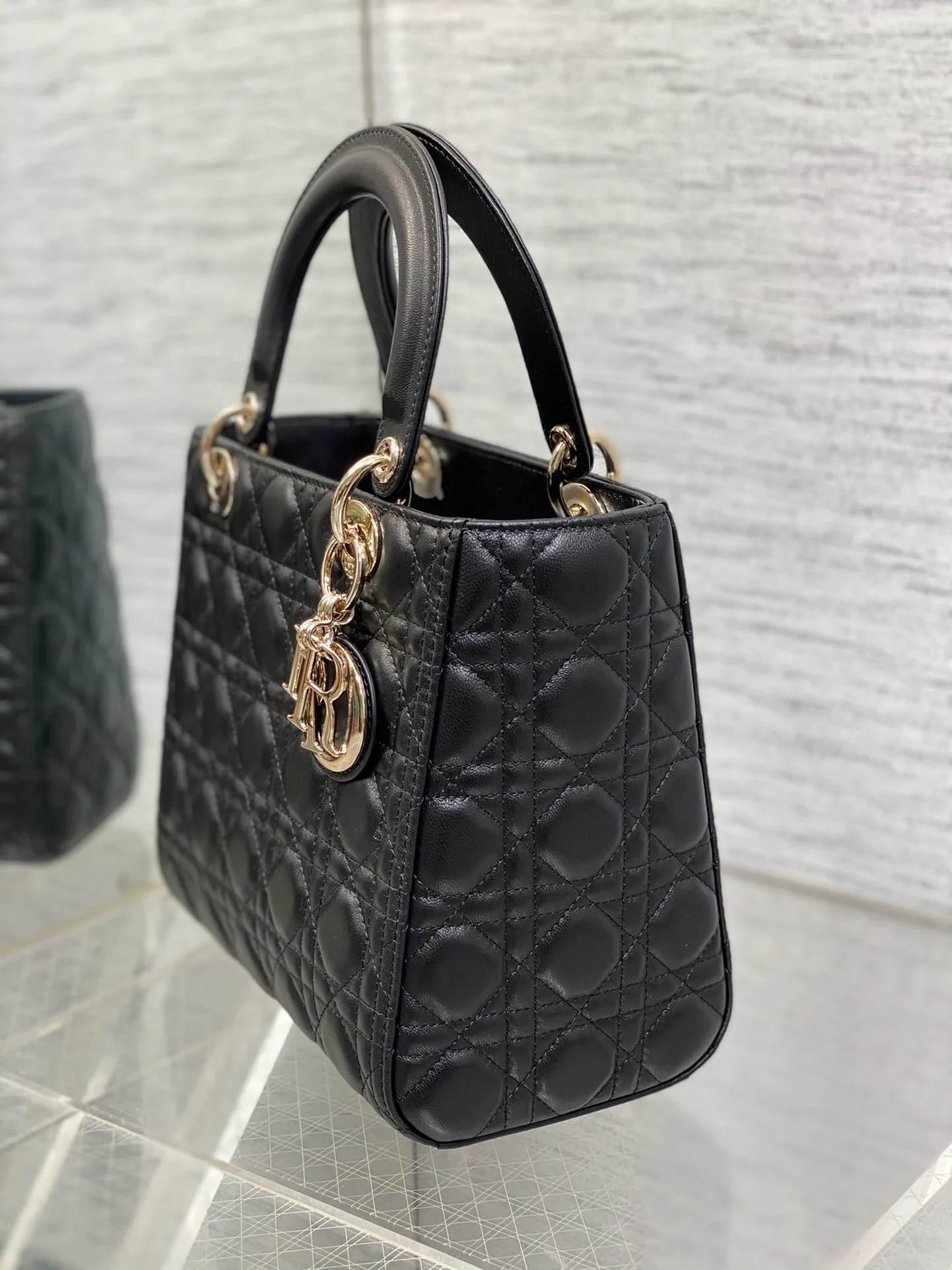 Классические Сумки Женские Christian Dior 11685138