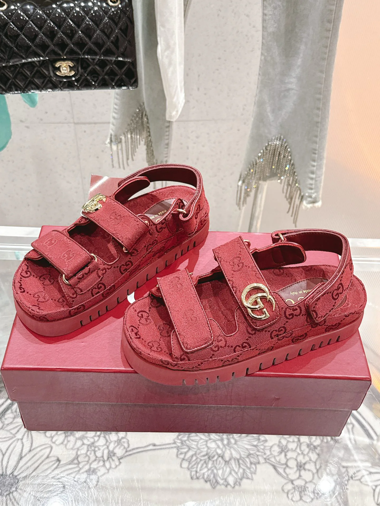 Сандалии Женские Gucci 29000