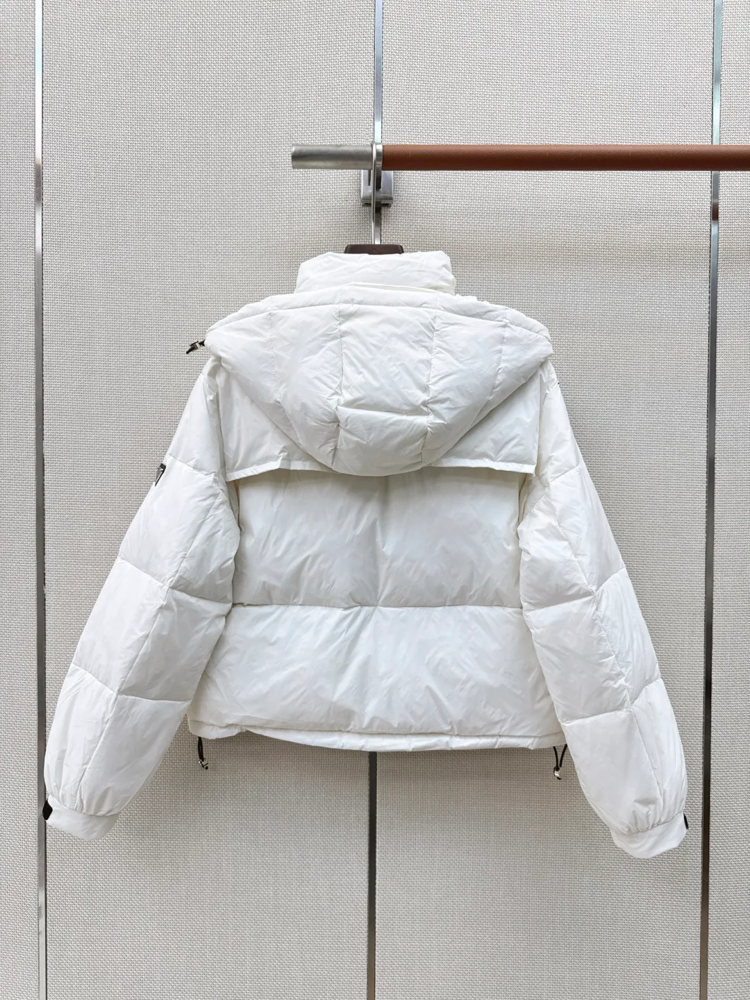 Куртки И Пуховики Женские Prada 18438365