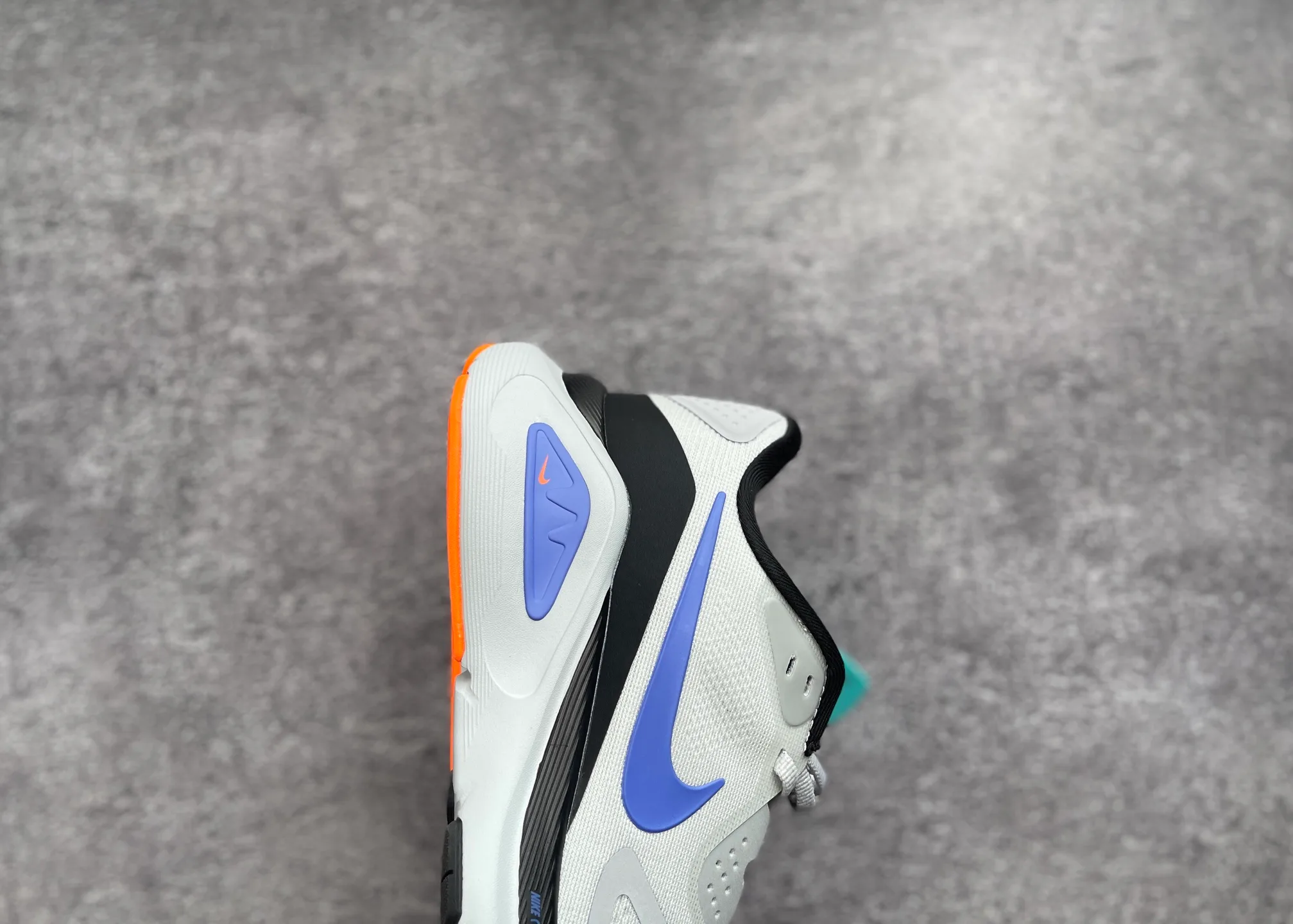 Кроссовки Женские Nike 353667