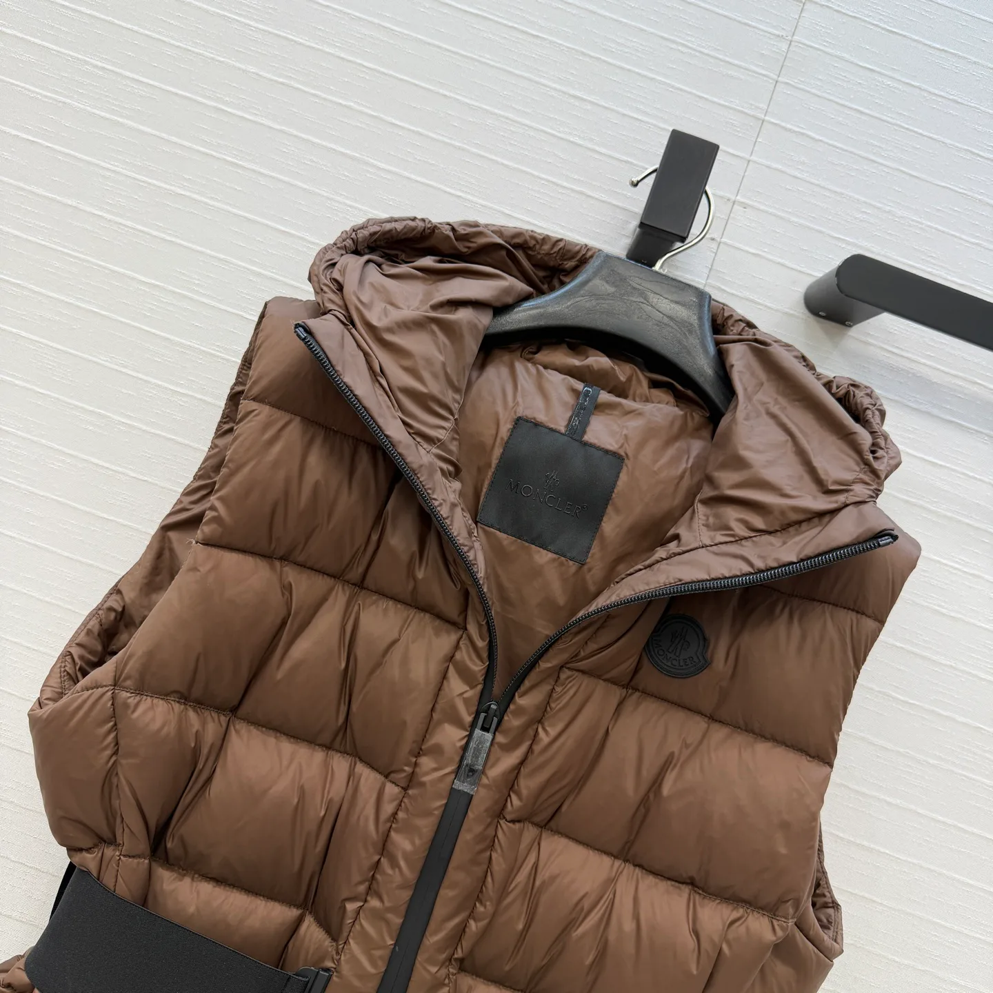 Жилеты Женские Moncler 18022884