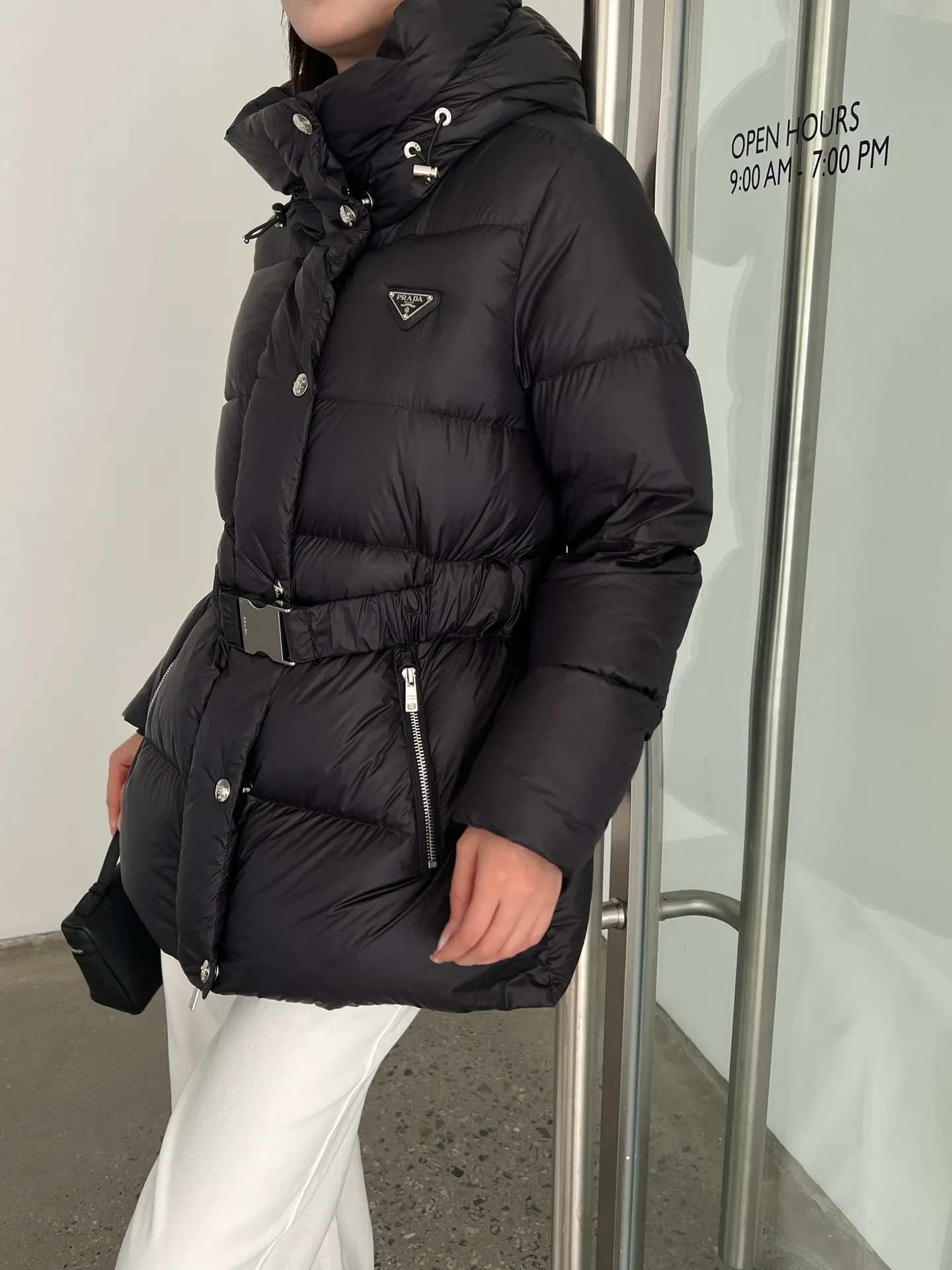Куртки И Пуховики Женские Prada 18767787
