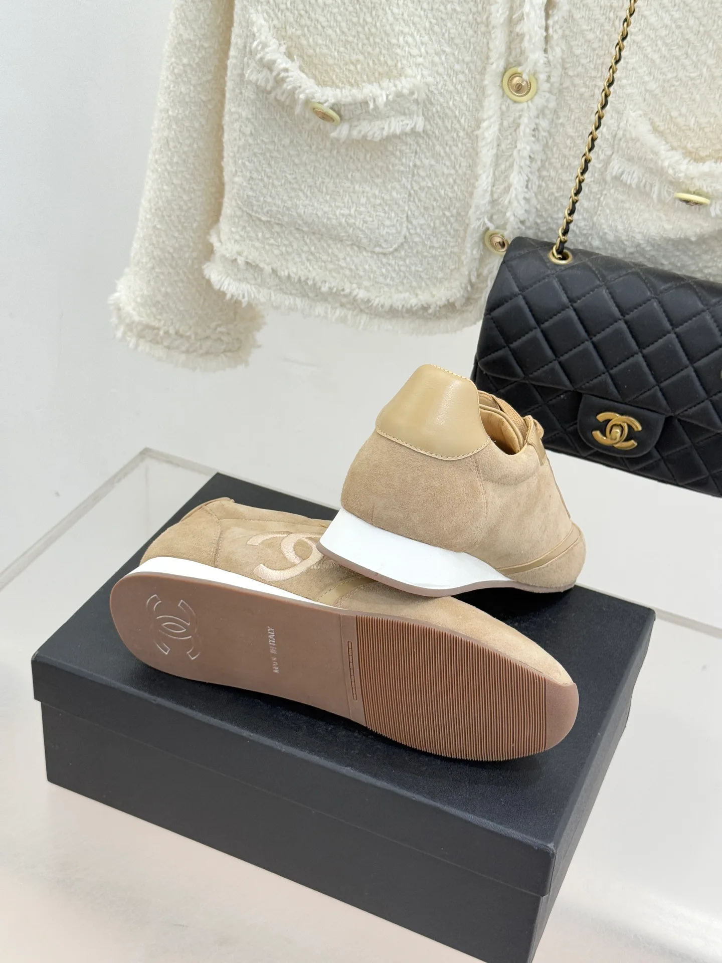 Кроссовки Женские Chanel 5605753