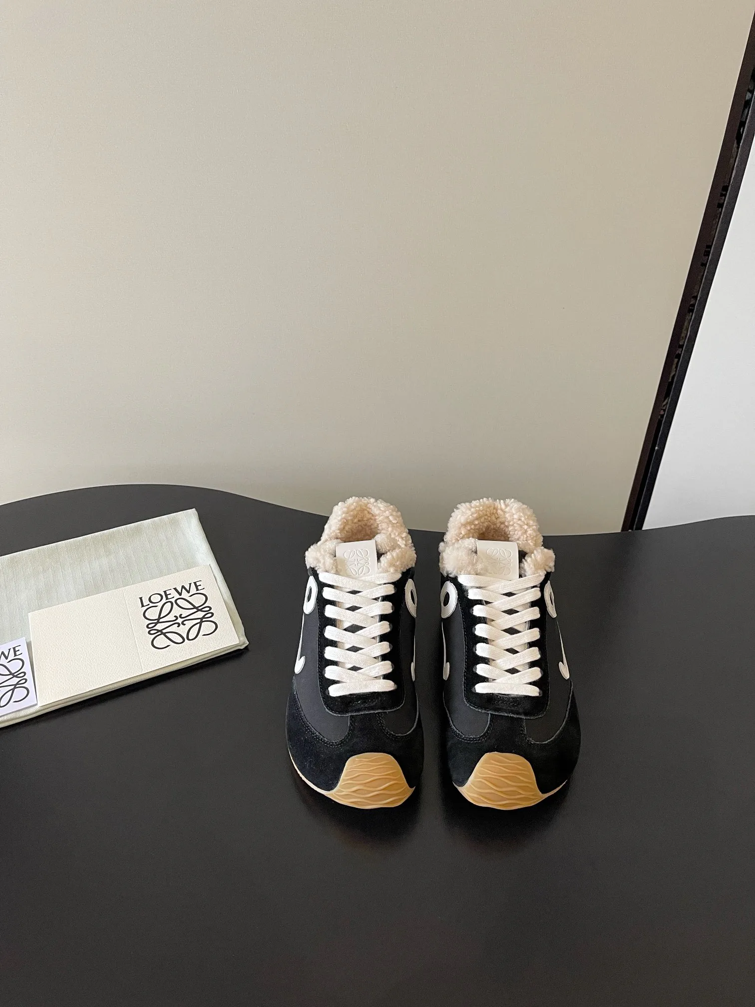 Кроссовки Женские Loewe 342386