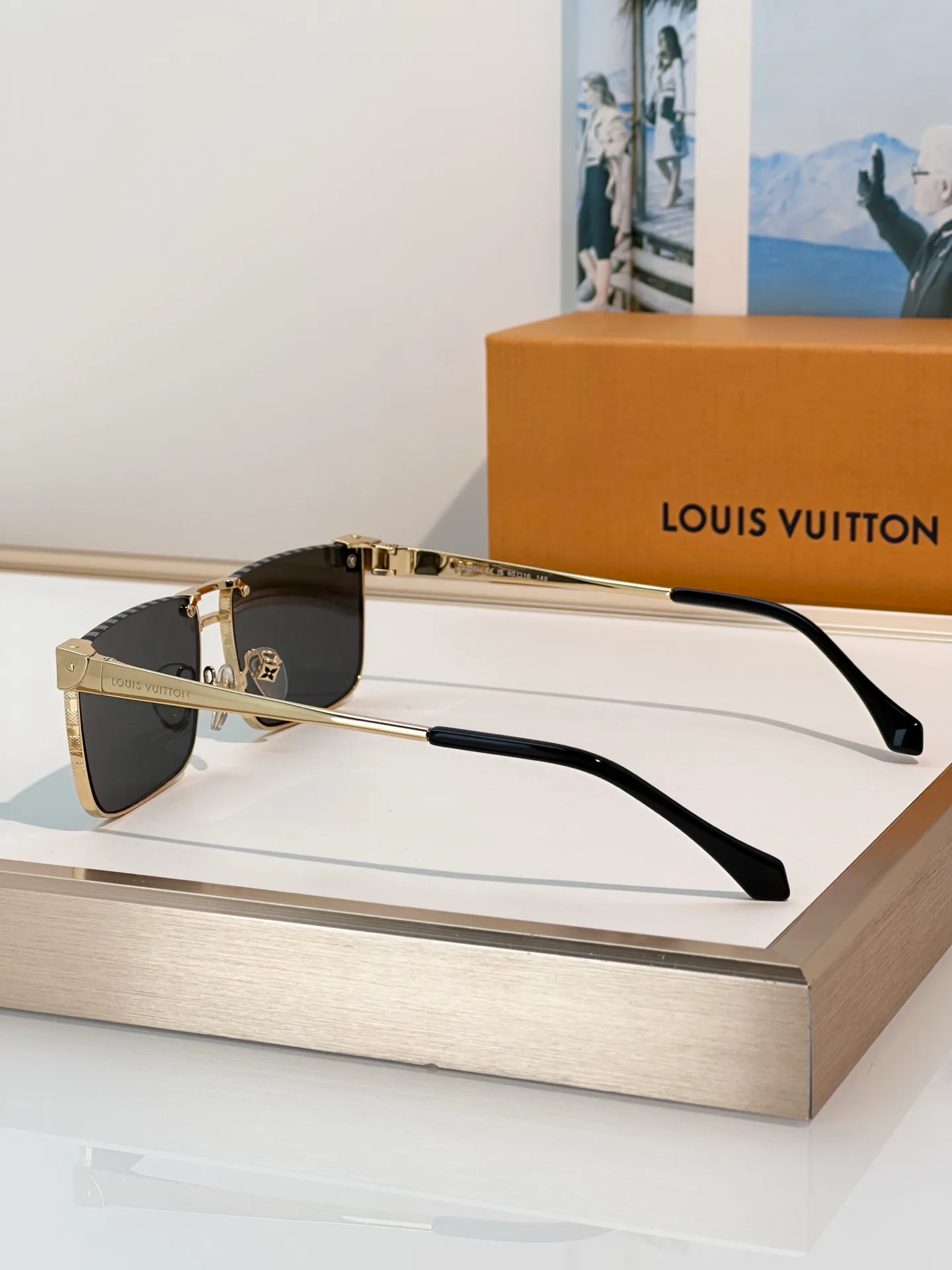 Очки Louis Vuitton 16942432