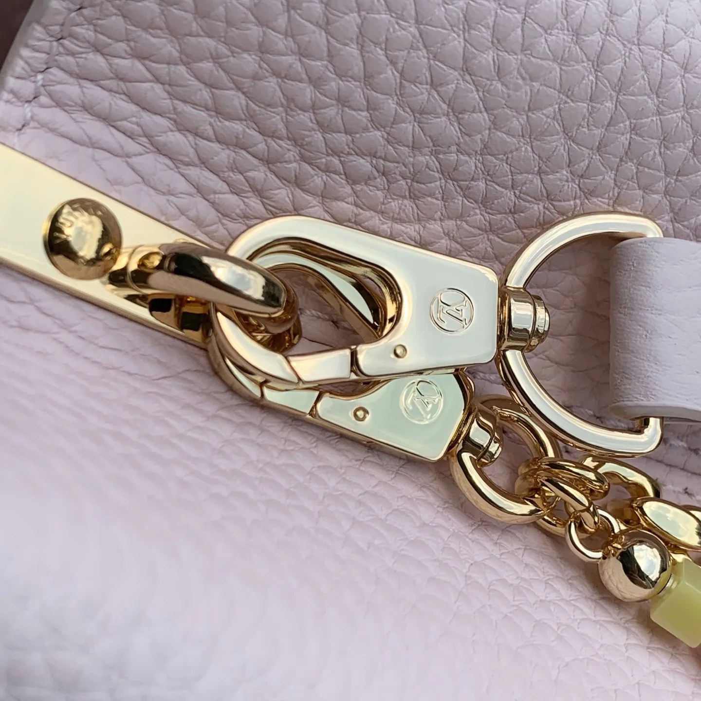 Классические Сумки Женские Louis Vuitton 18147529