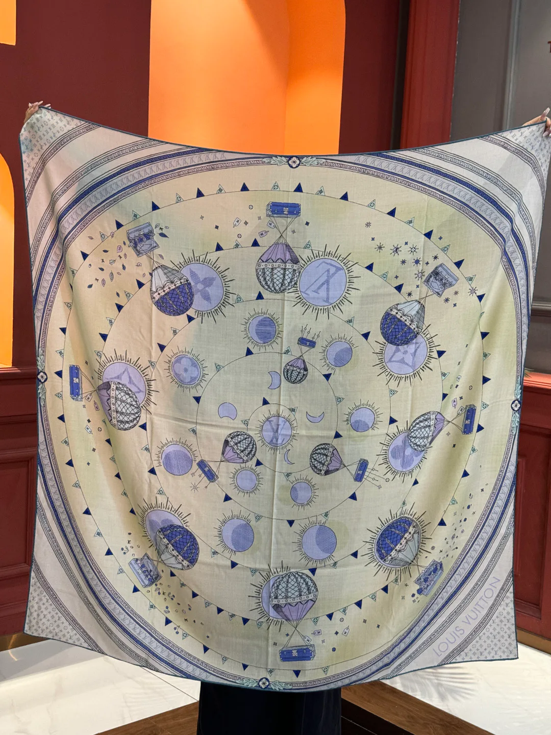 Платки Louis Vuitton 895073