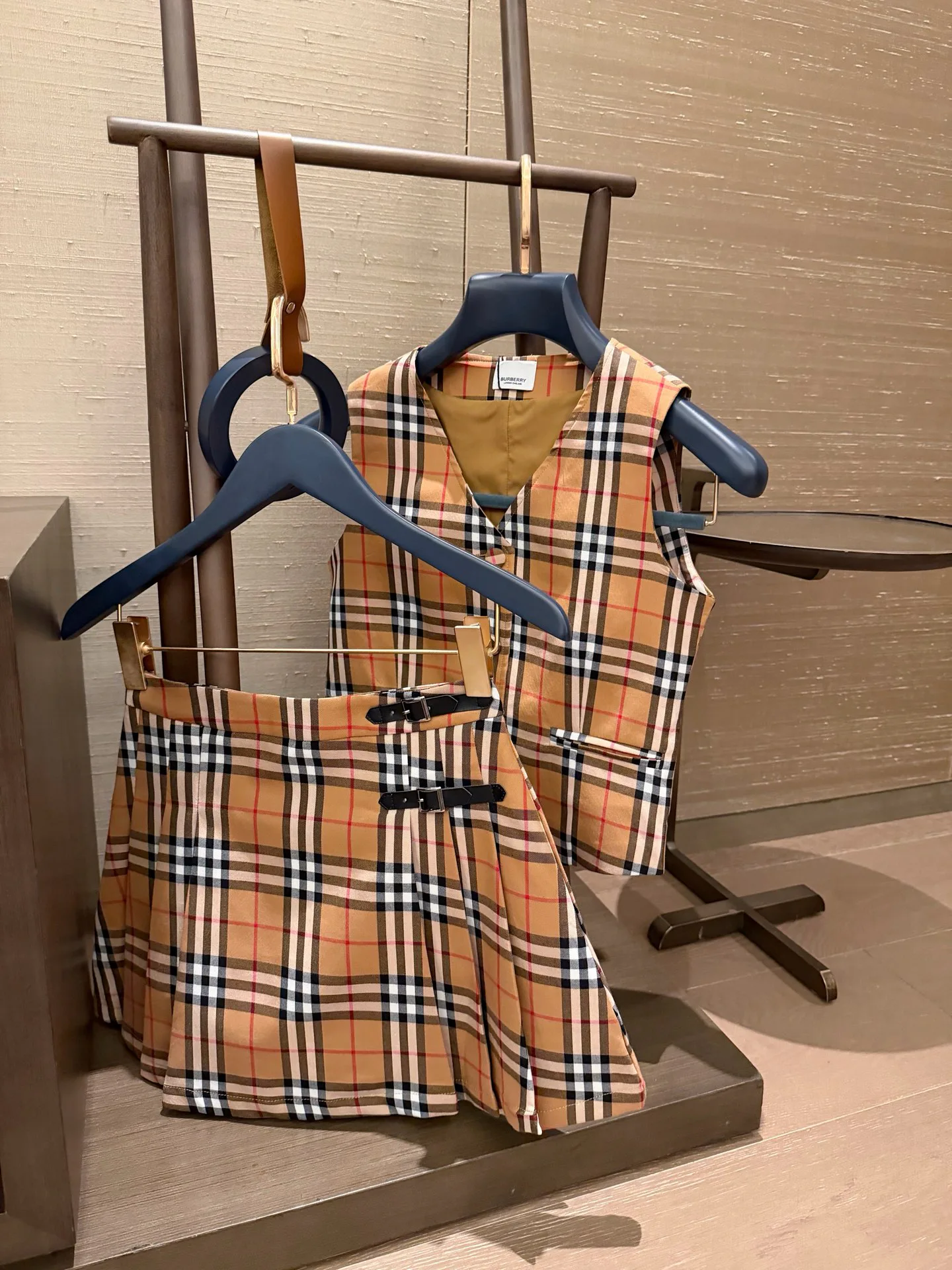 Костюмы Женские Burberry 11451050