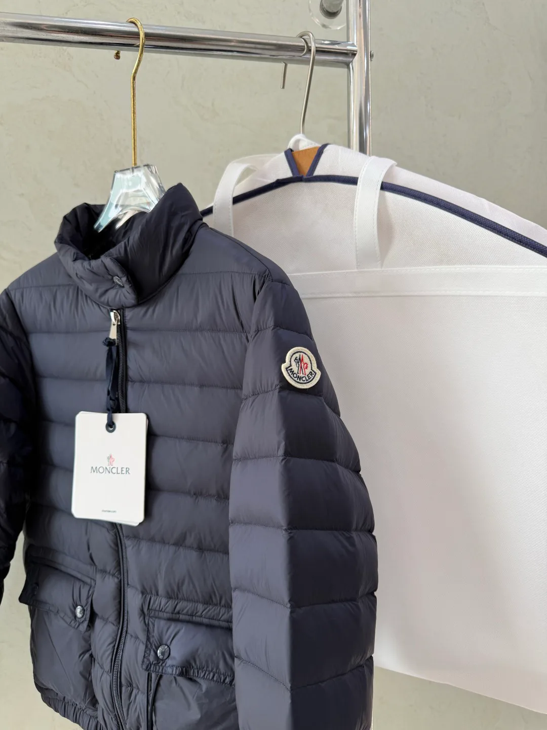 Куртки И Пуховики Женские Moncler 18043489