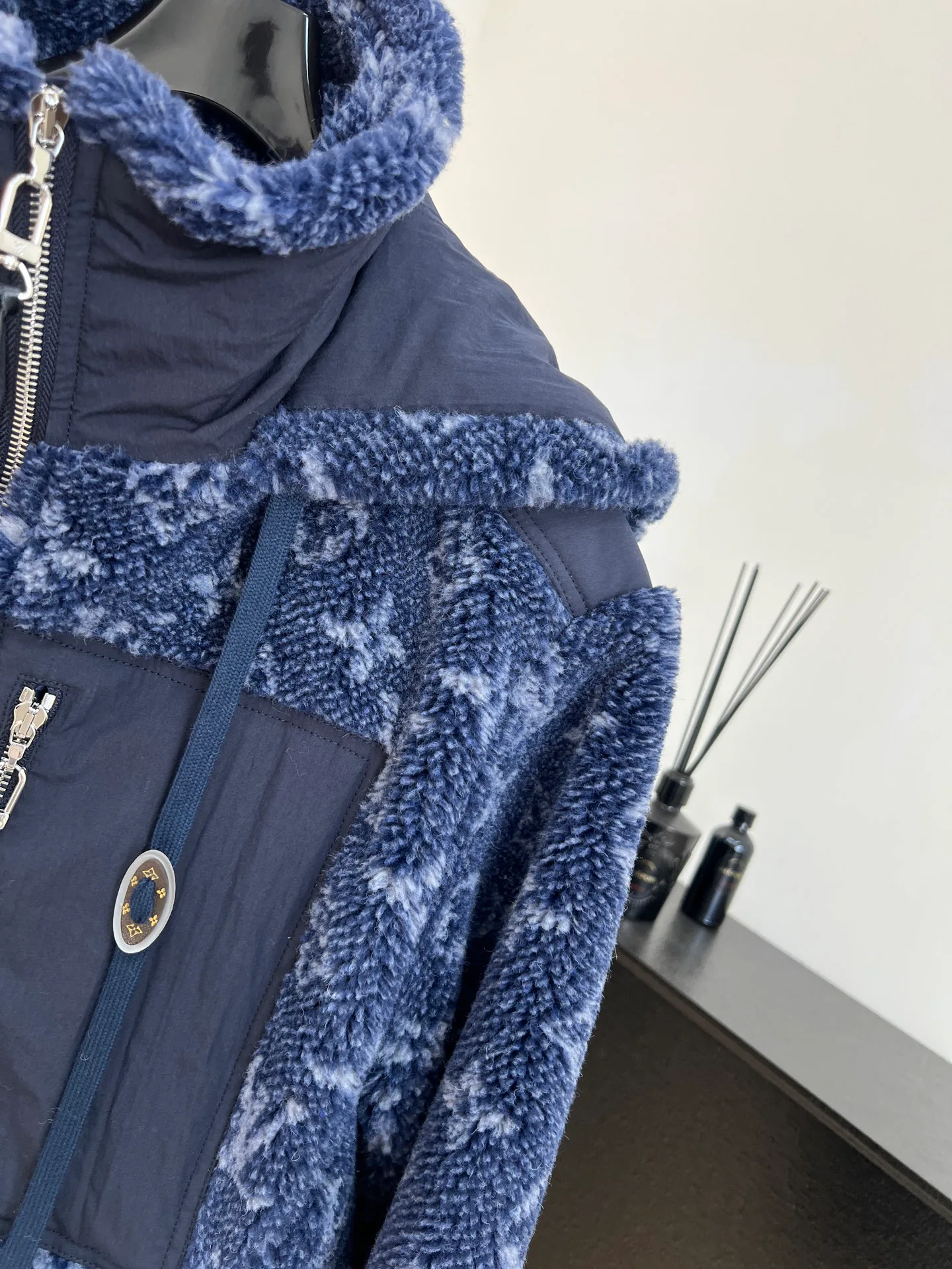 Куртки И Пуховики Женские Louis Vuitton 852479